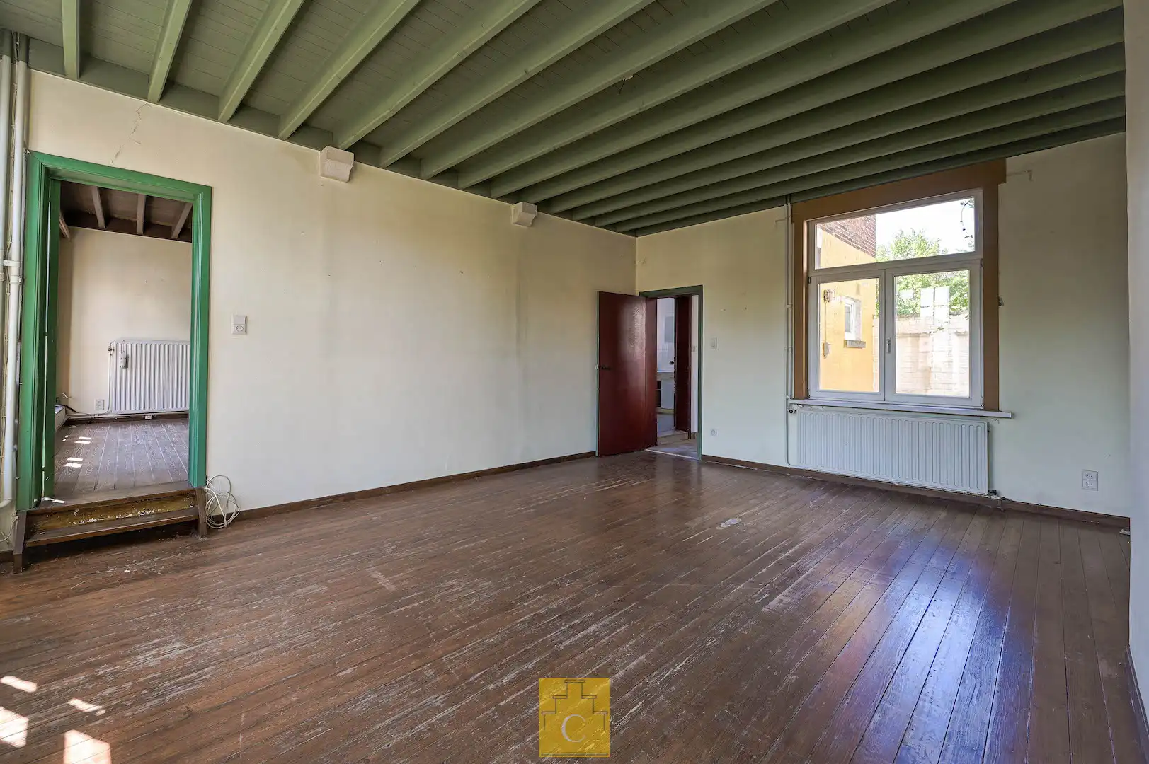 ruim breedhuis met 2 puntgevels aan de Brugse Reien met vergunning voor totaalrenovatie en twee private parkeerplaatsen foto 18