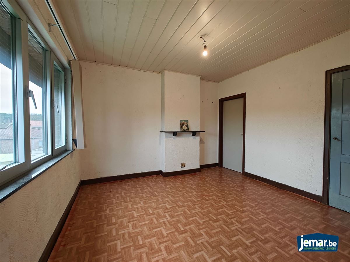 Instapklare woning met 4 slaapkamers en garage  foto 9