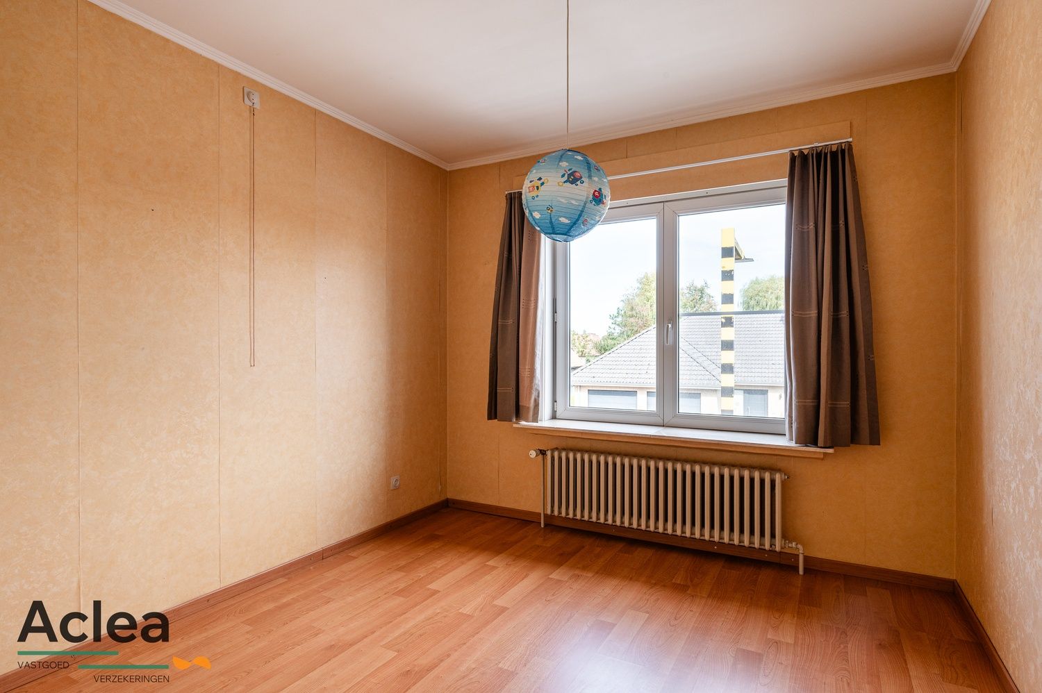 Ruime halfopen bebouwing met 5 slpks op strategische locatie in Zomergem foto 27