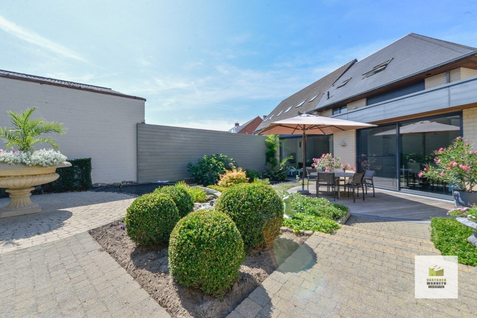 Energiezuinige & instapklare woning met 5 slaapkamers, praktijk en garage. foto 27