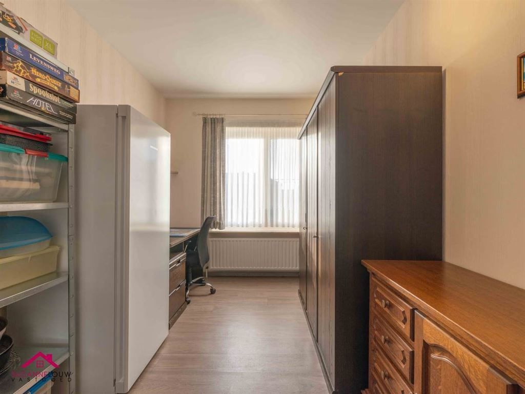 Zeer goed onderhouden, vrijstaande en gelijkvloerse woning foto 36