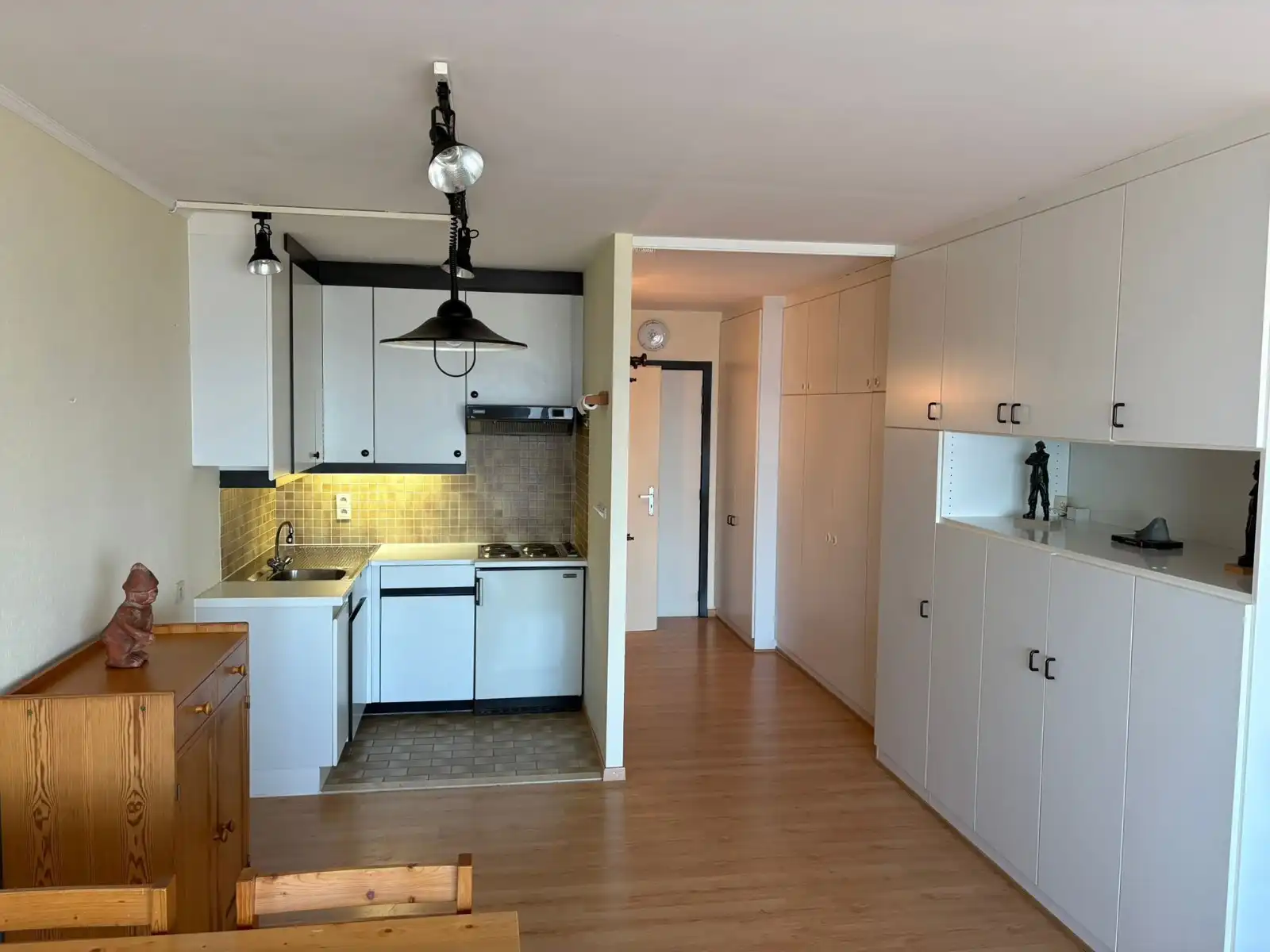 Ruime studio met zeezicht foto 9