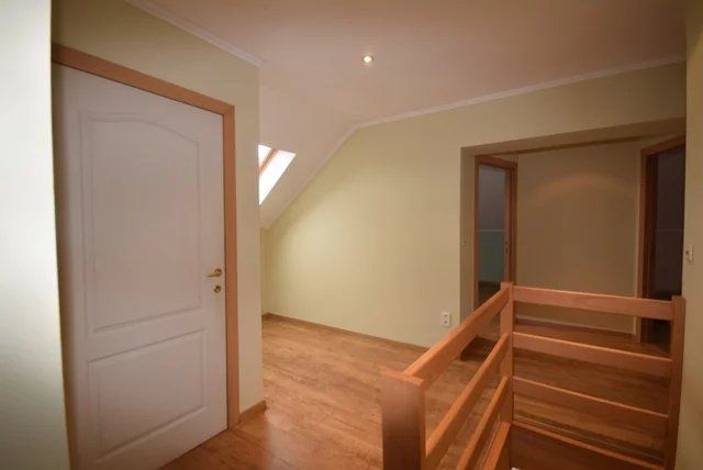 Appartement met twee slaapkamers en terras foto 14