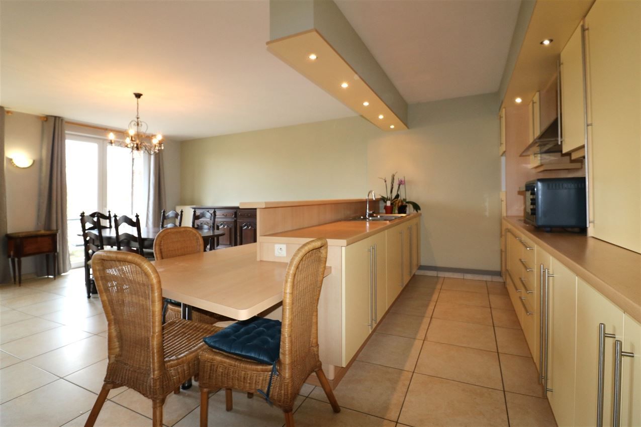 2 grote slpk., garage, zicht op demervallei, temidden centrum foto 13