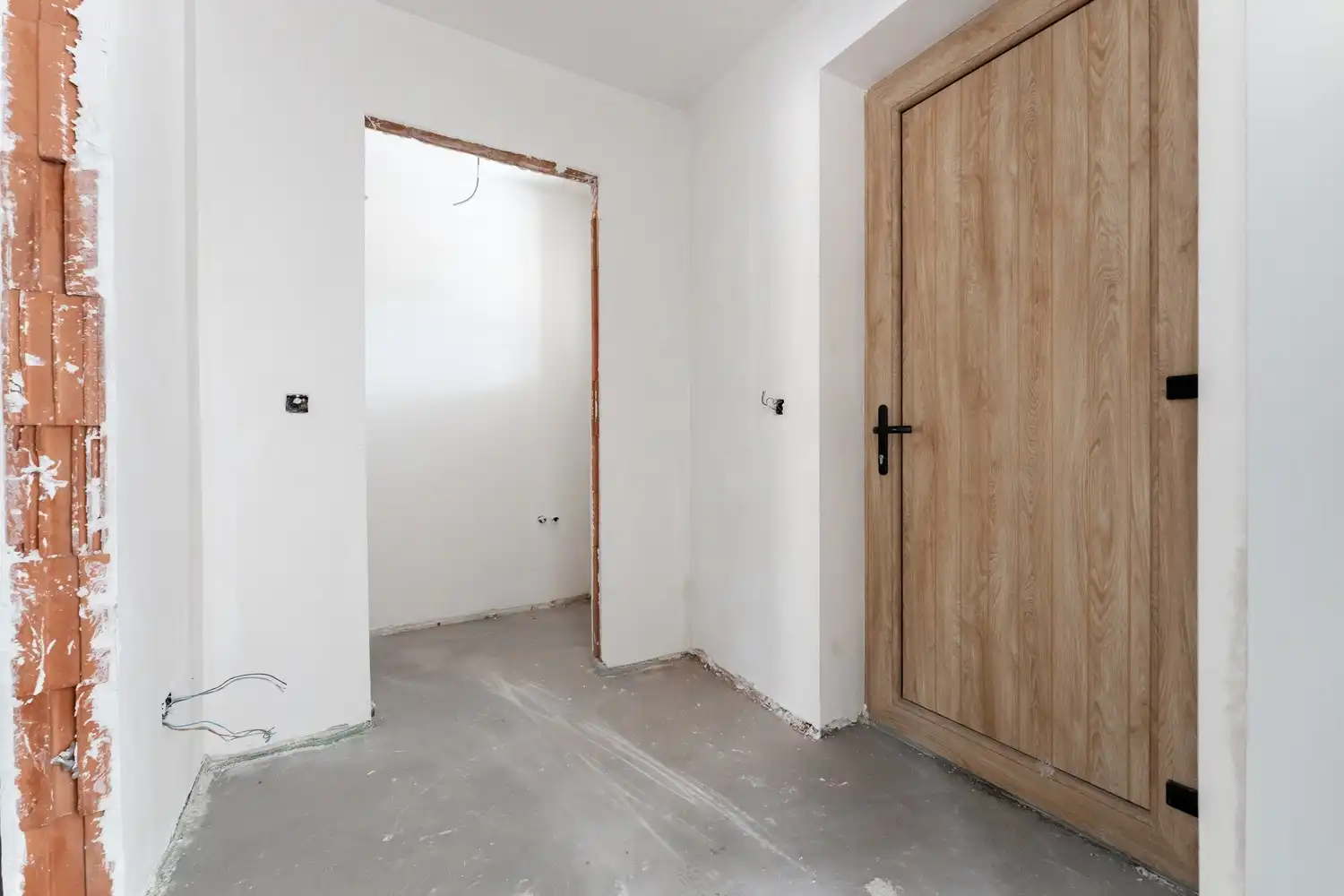 Charmante halfopen woning te koop in Leopoldsburg - 3 slaapkamers, 1 badkamer, ruime keuken en 2 toiletten op 279 m², volledig gerenoveerd in 2026! foto 3