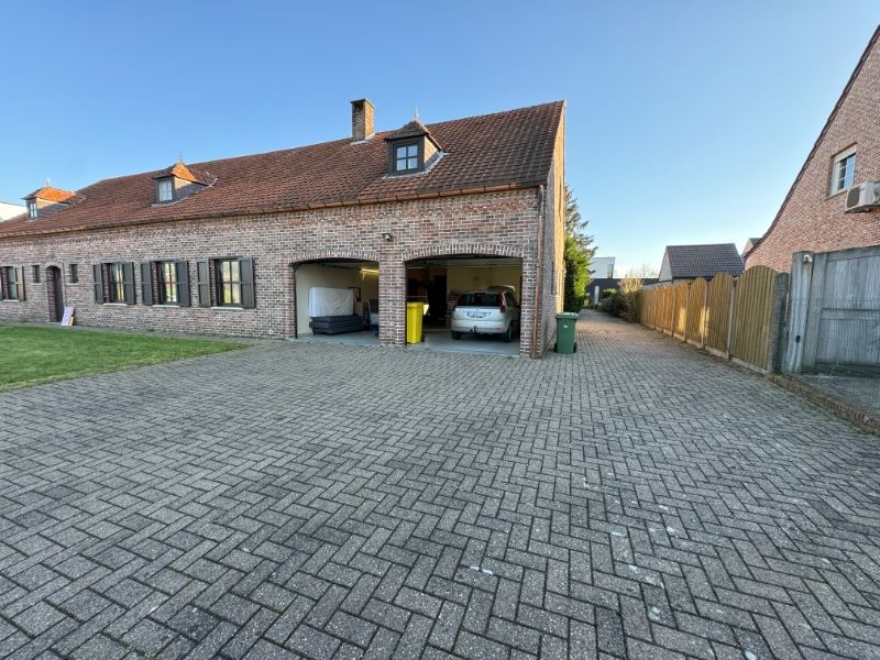 Riante hoeve op zonnig perceel 1530m²! foto 21