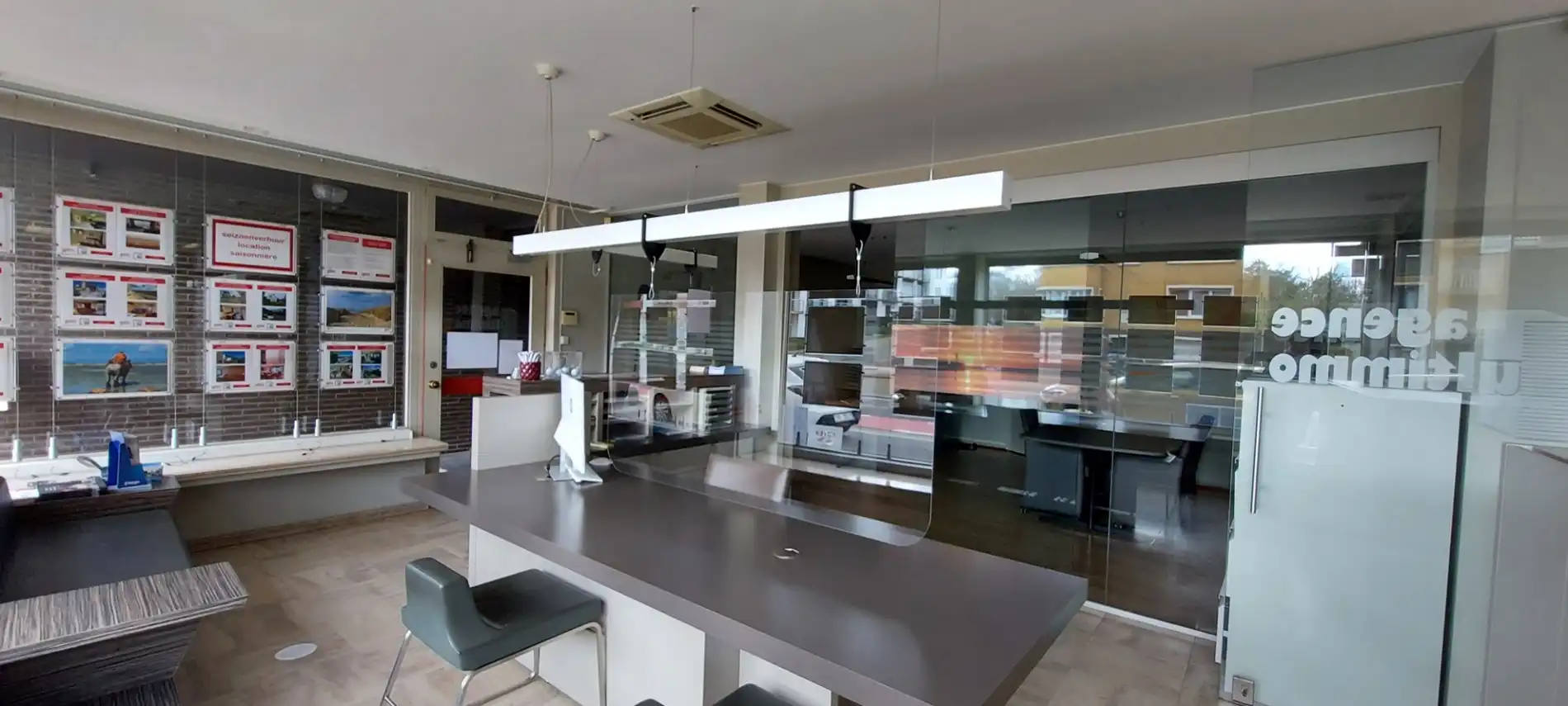 Handelspand / Kantoorruimte van 154 m² in commercieel centrum van Oostduinkerke foto 7