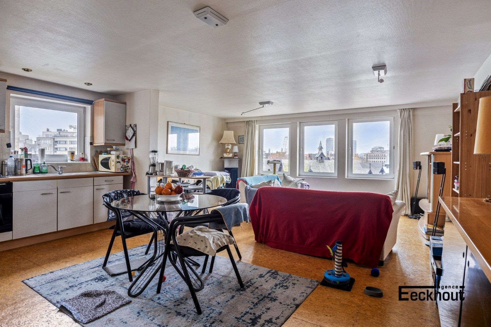 Lichtrijk appartement met mooi open zicht! foto 6