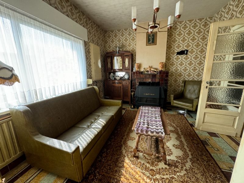 Ruime te renoveren hoeve gelegen in het groen op 1182m². foto 12