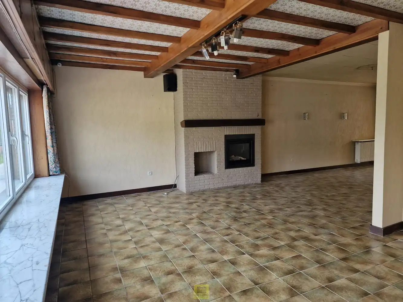Ruime woning met tuin, garage en tal van mogelijkheden. foto 8