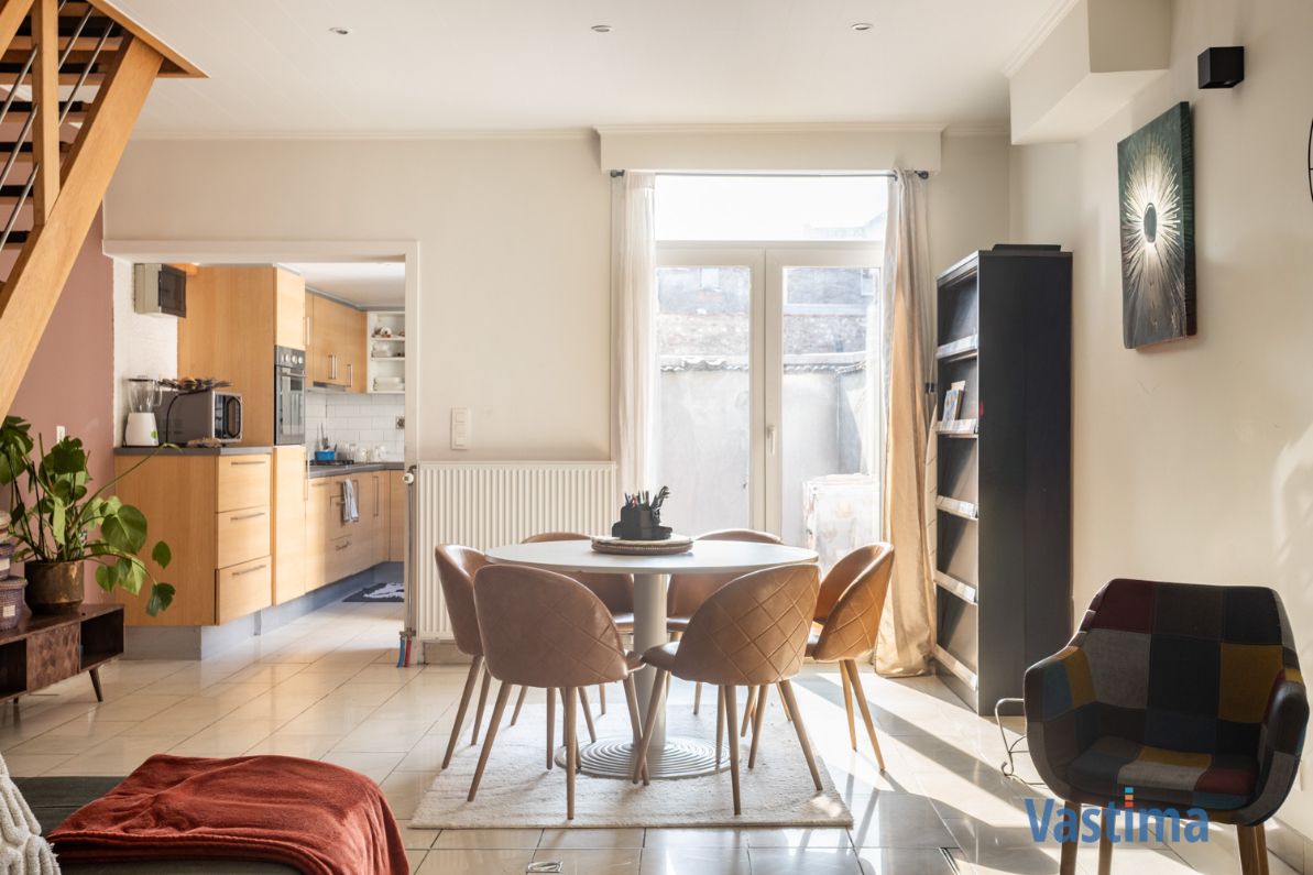 Ruime woning met 4 slaapkamers en buitenruimte centrum Aalst foto 6