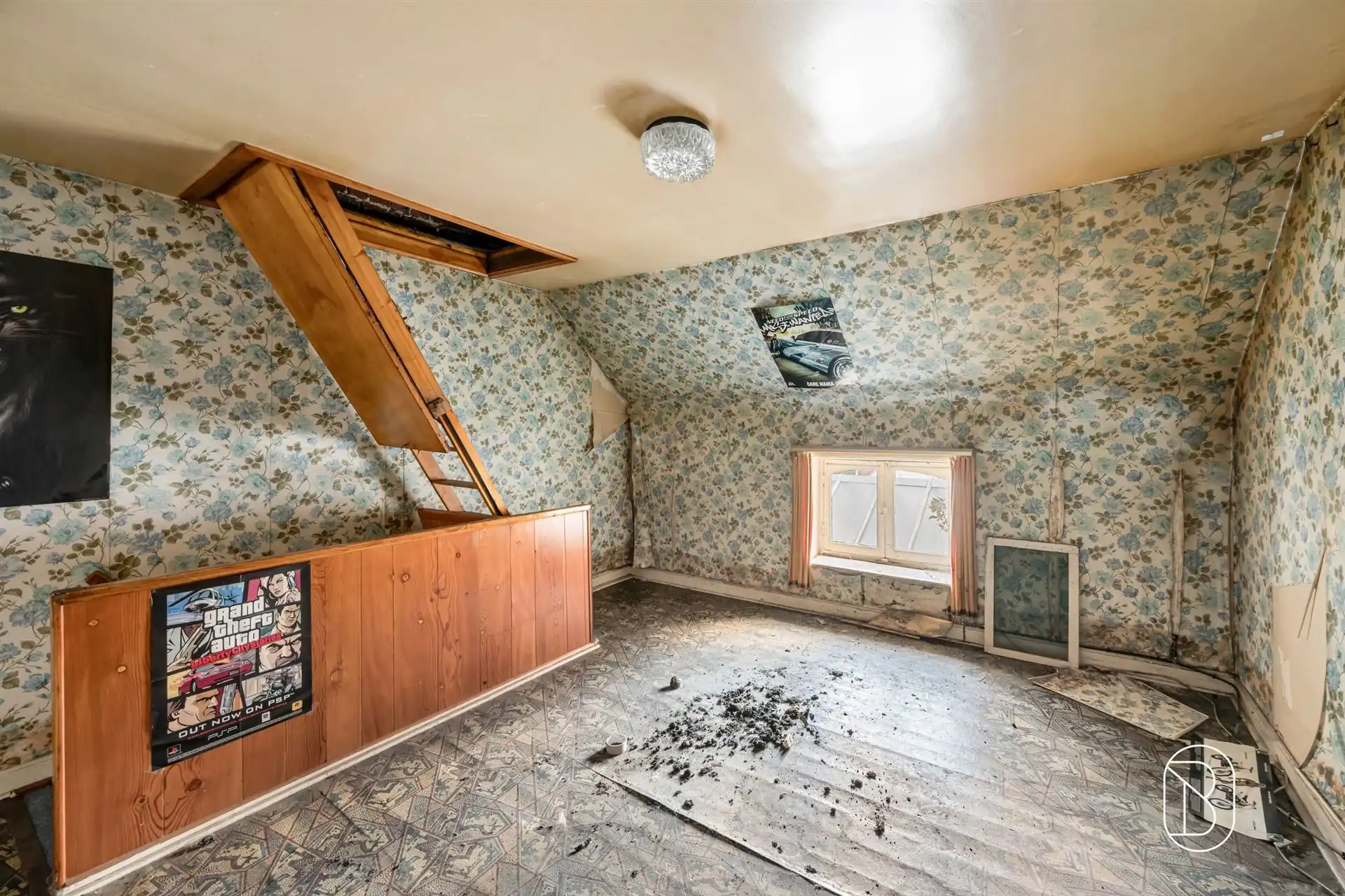 Te renoveren woning met potentieel! foto 11
