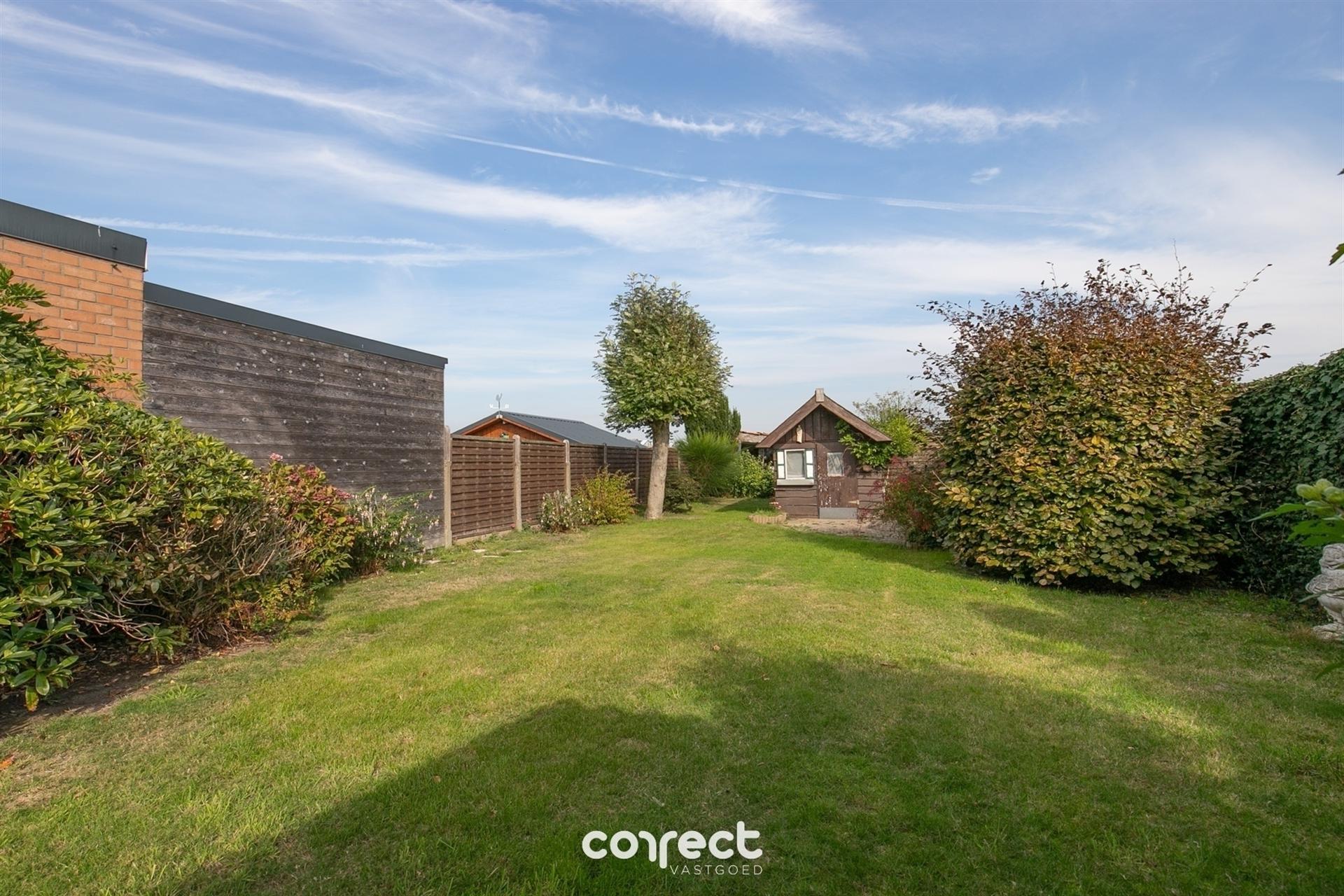 Landelijk gelegen woning met potentieel. foto 11