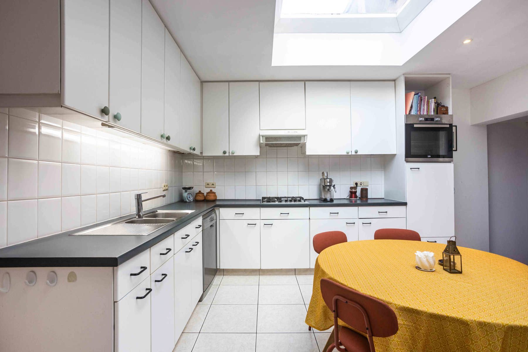 Karaktervolle woning op uitstekende locatie foto 12