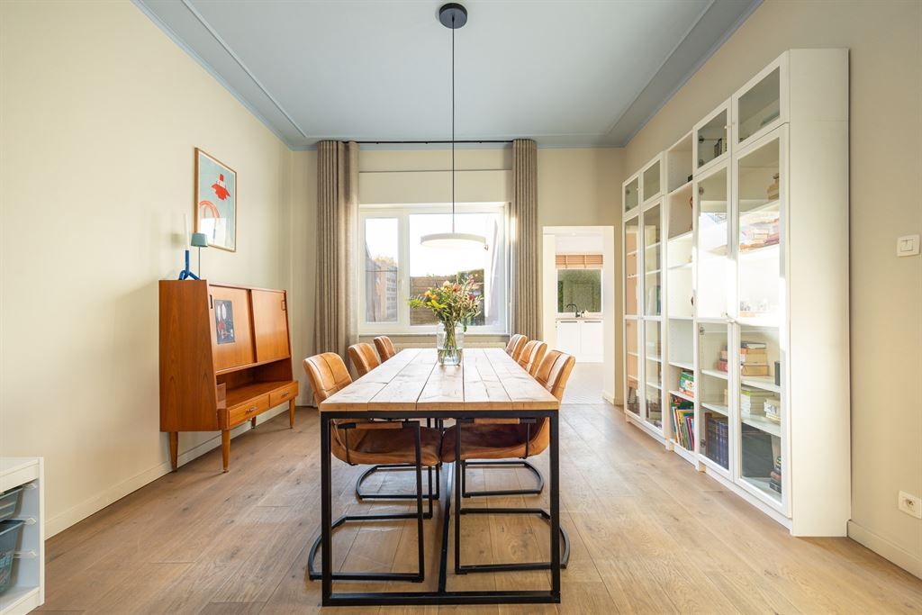 Stijlvol gerenoveerde woning met 3 slaapkamers foto 6
