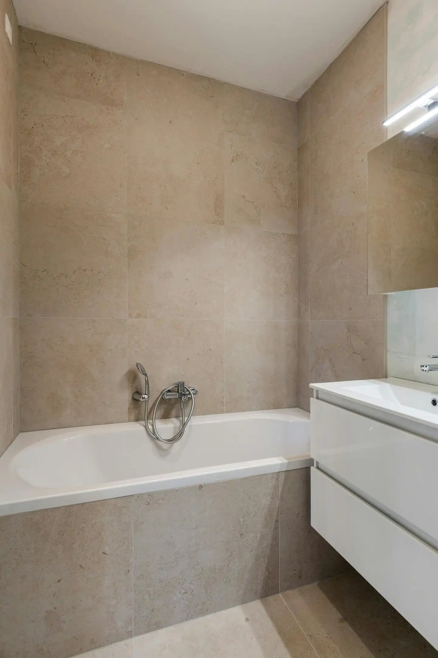 Energiezuinige penthouse te koop in Wilrijk  foto 15