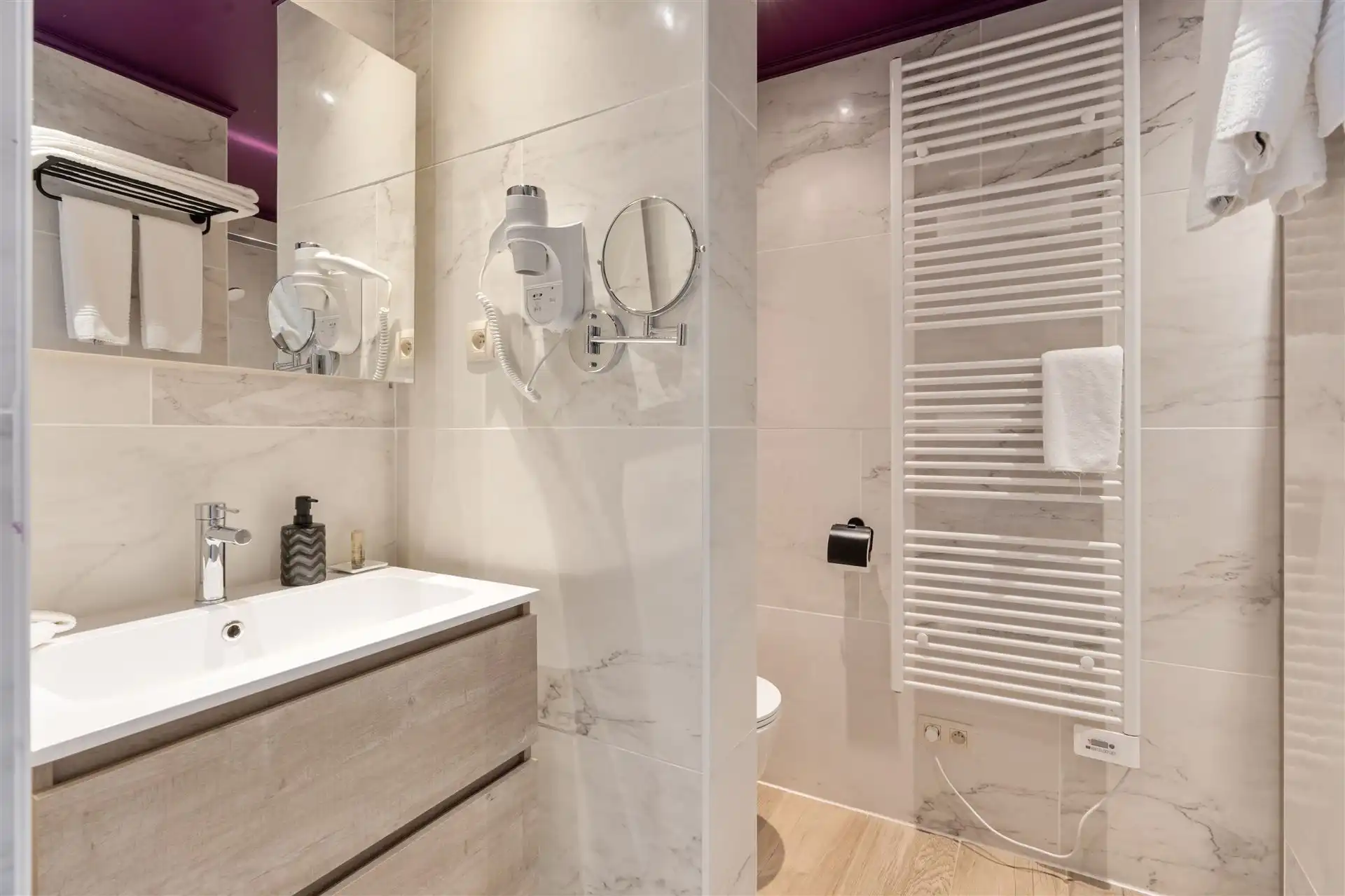 Herenhuis met B&B en wellness. foto 29