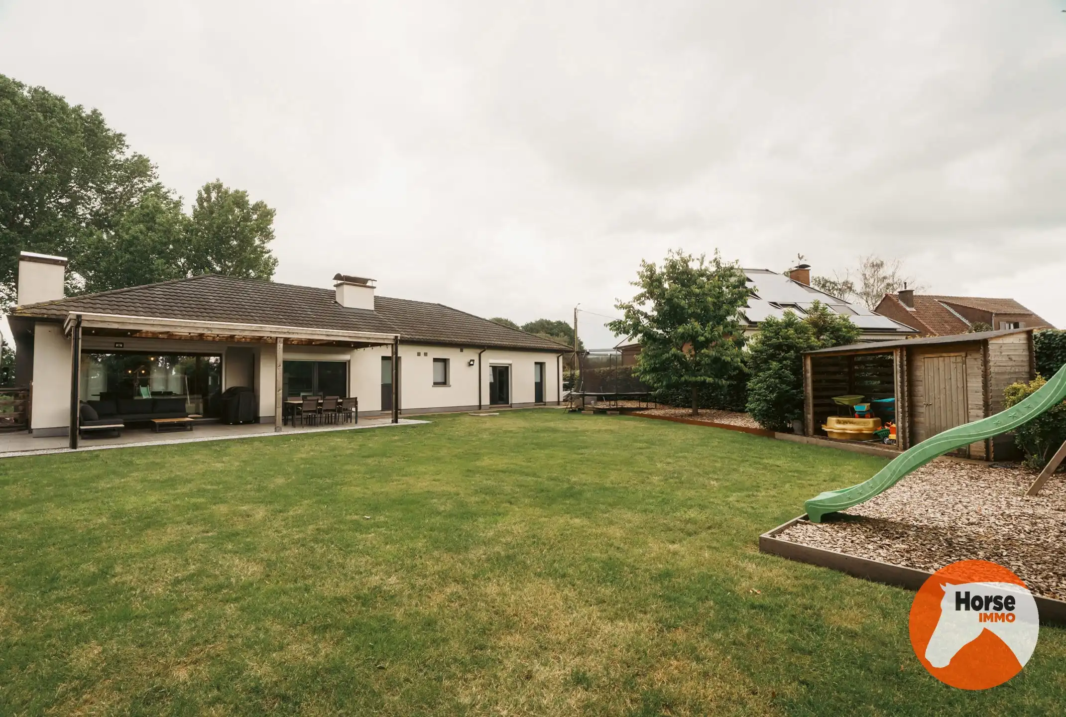 VRASENE - Recent gerenoveerde woning met paardenstallen  foto 21
