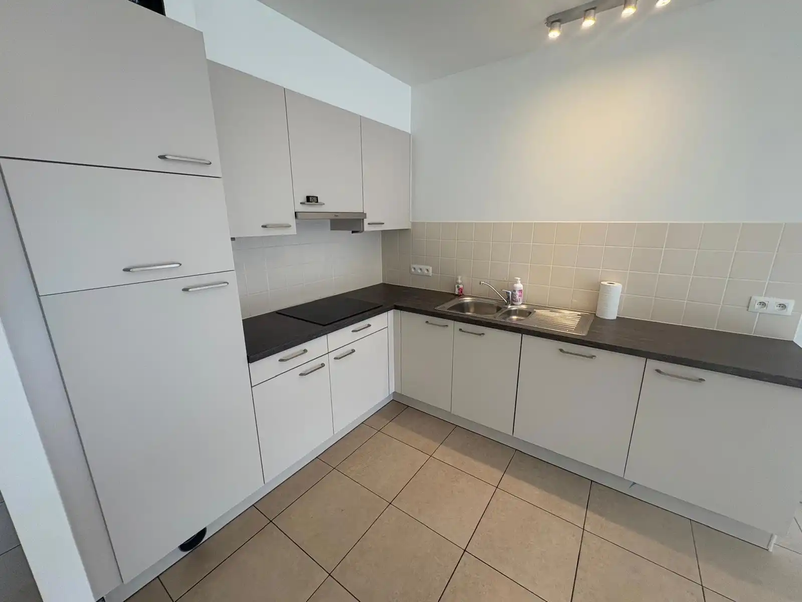 Goed gelegen appartement met 2 slaapkamers in Berlaar foto 8