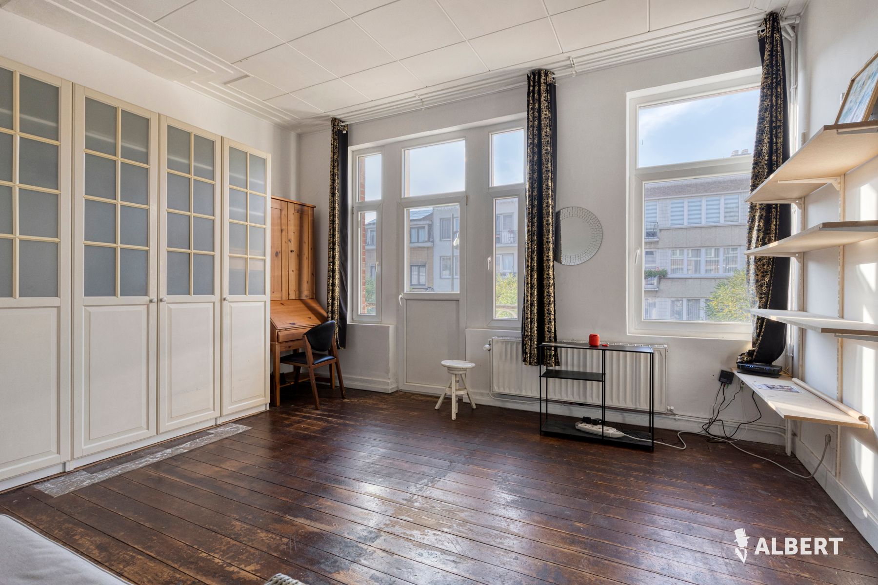 Instapklare gezinswoning met 4-5 slaapkamers foto 10