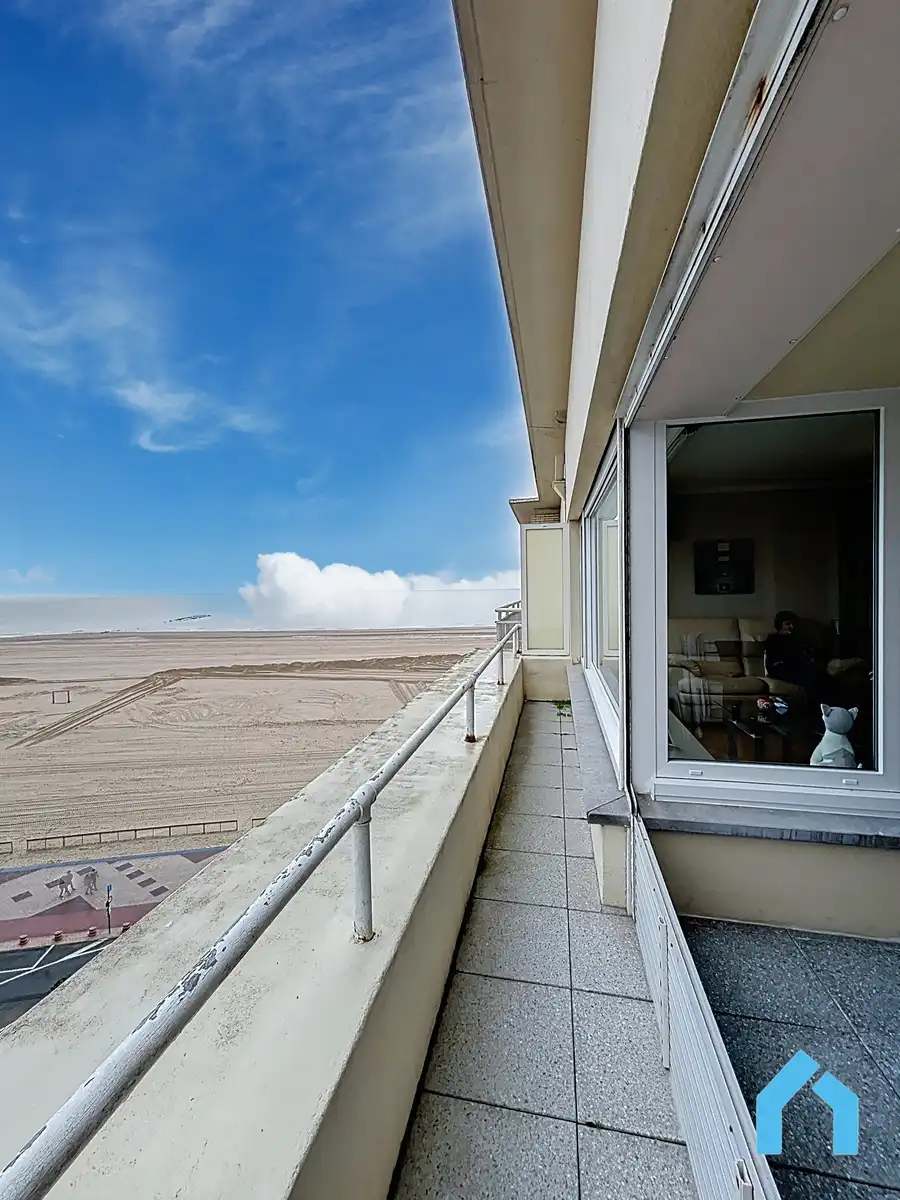 Charmant appartement met ruim terras te koop! foto 8