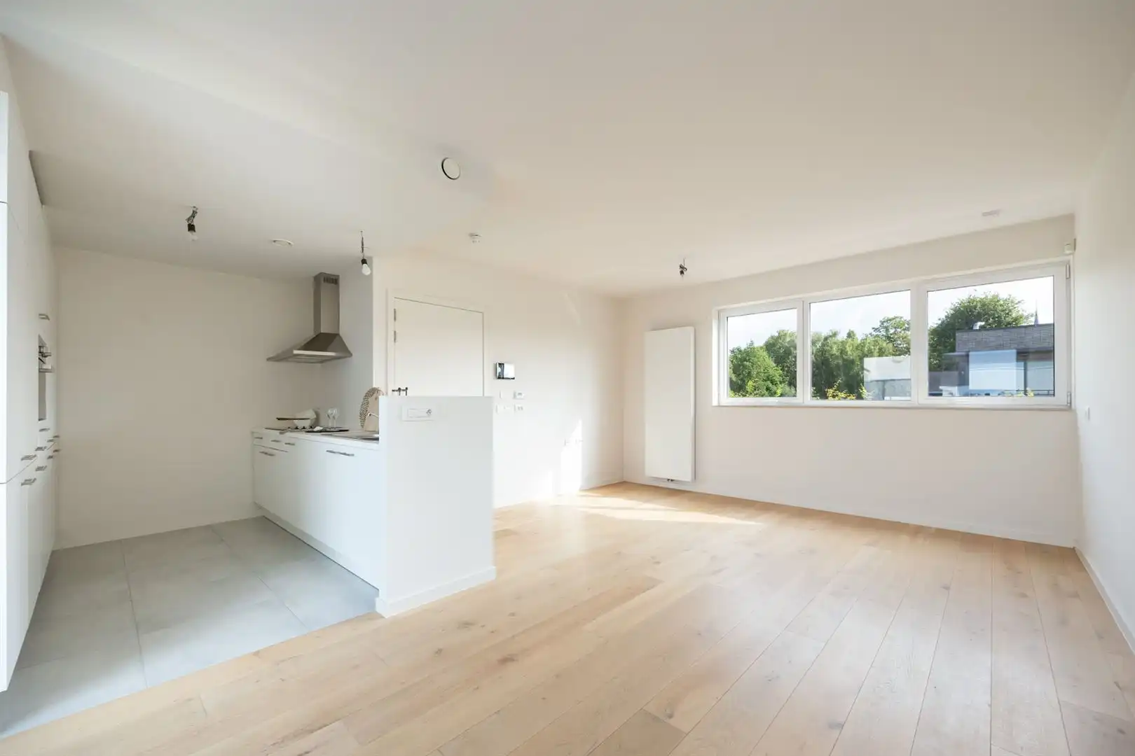 Instapklare en lichtrijke assistentieflat met kelderberging foto {{pictureIndex}}