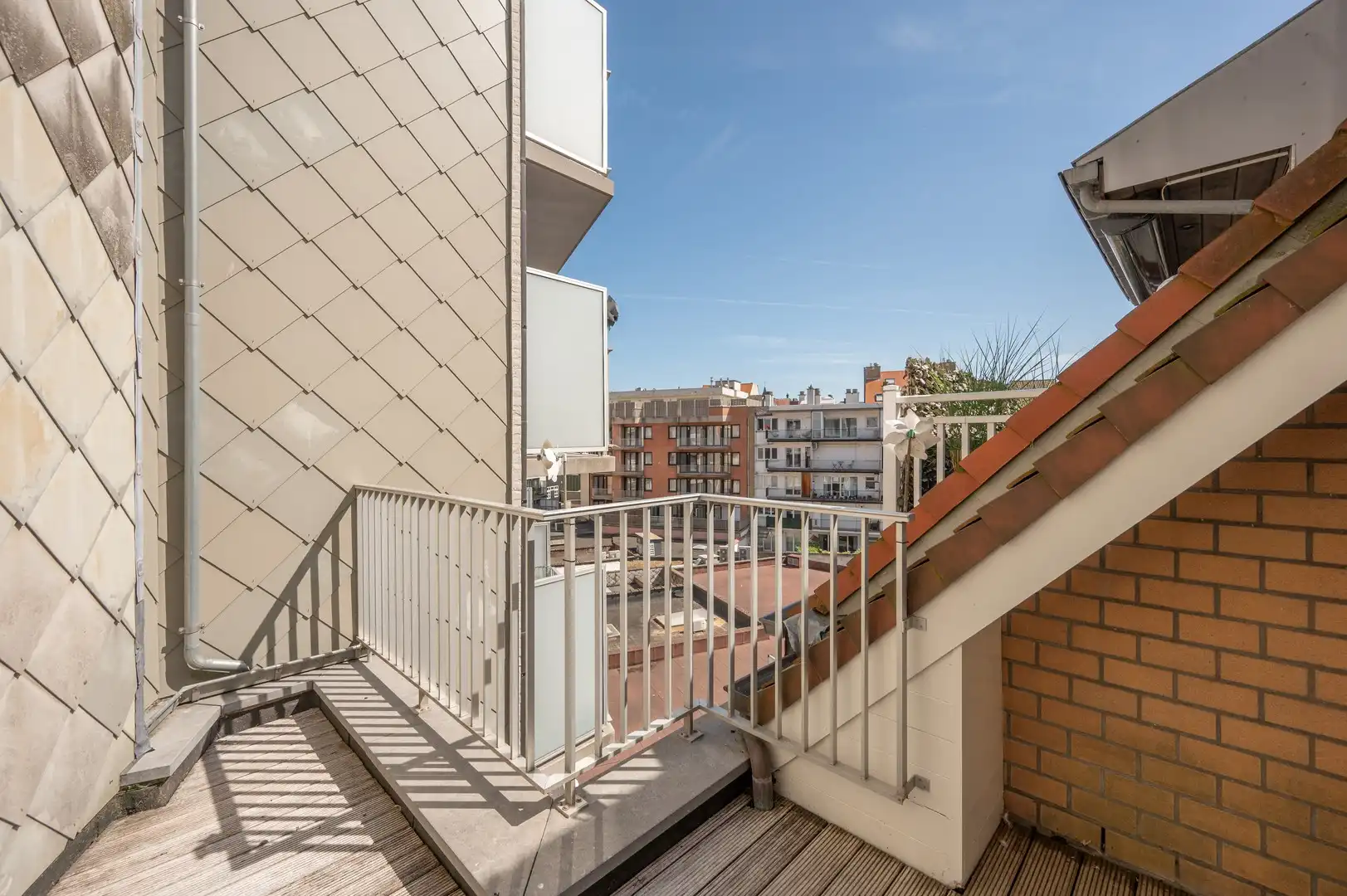 Subliem appartement met mooi zonneterras op wandelafstand van de winkels en het strand. foto 15
