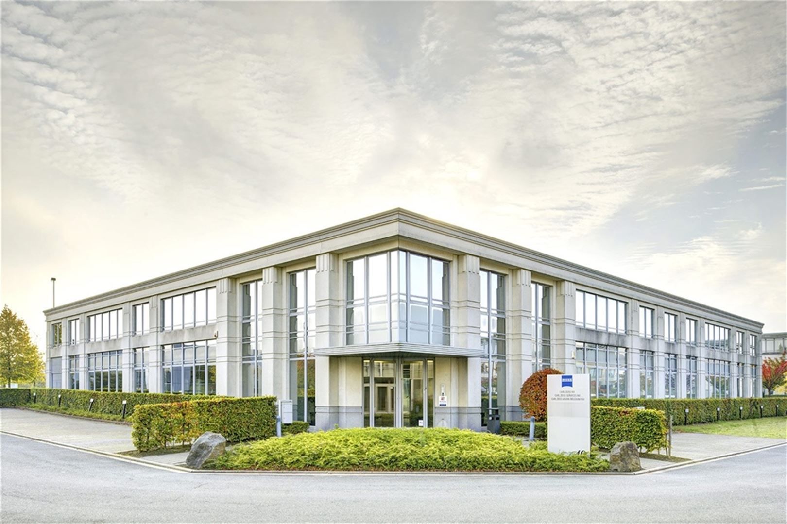 IKAROS PHASE III from 287 m² to 425 m² foto 5