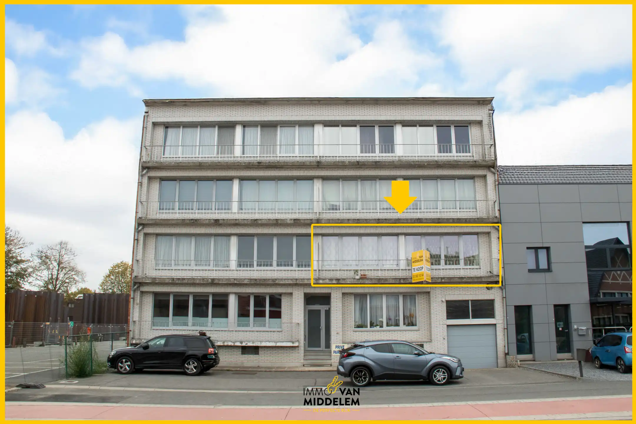 Onder OPTIE! foto {{pictureIndex}}