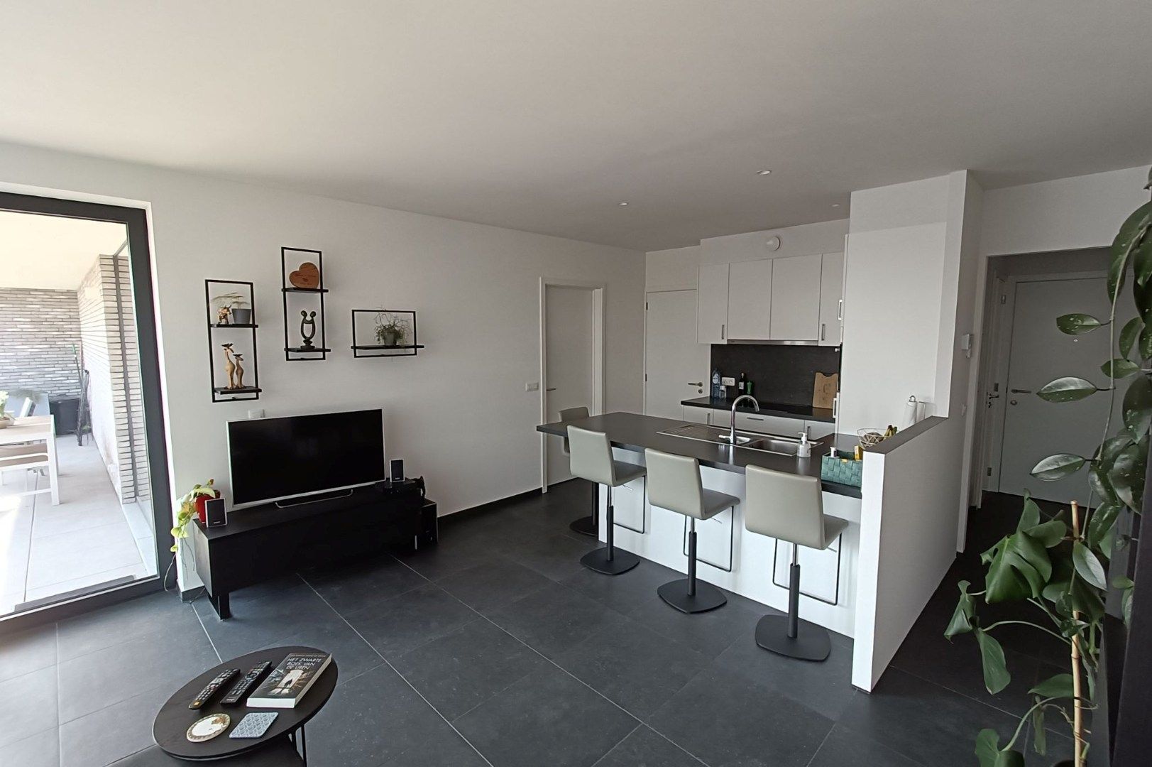 Gezellig appartement met 1 slaapkamer te Sint-Pieters foto 5