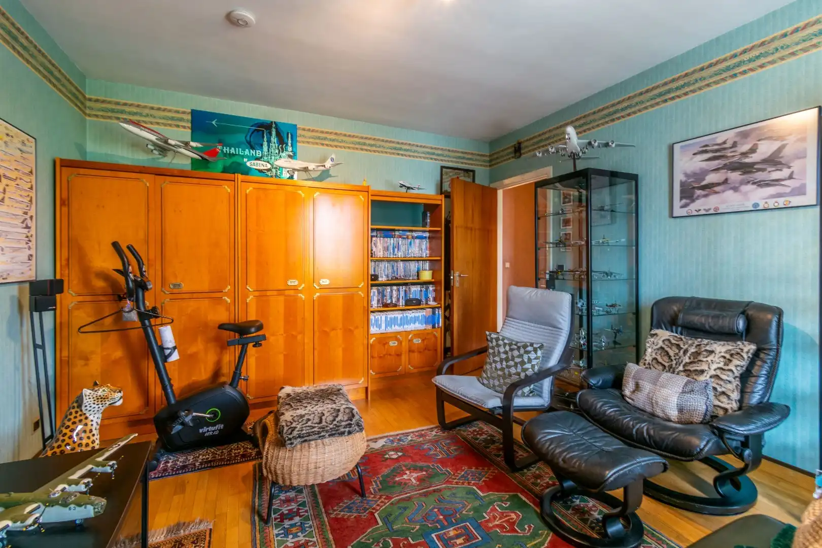 Een perfect onderhouden, degelijke bel-étage te Lot! foto 19