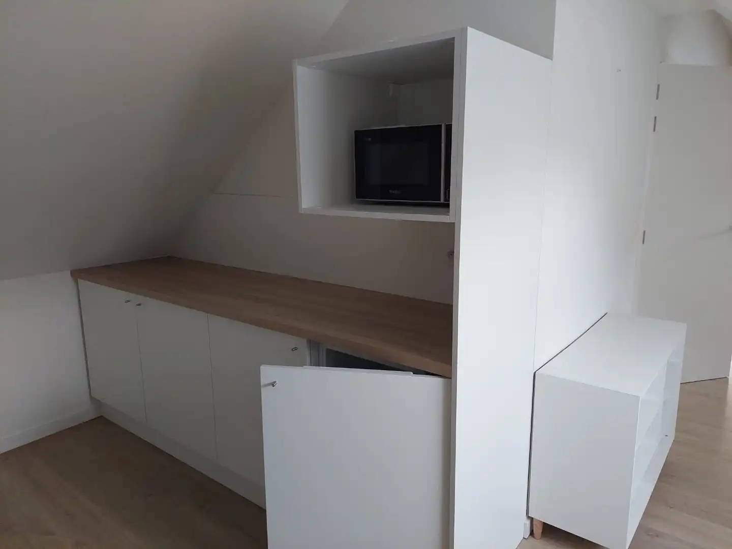 Ruime studentenkamer in Residentie "Laenen II" foto 4