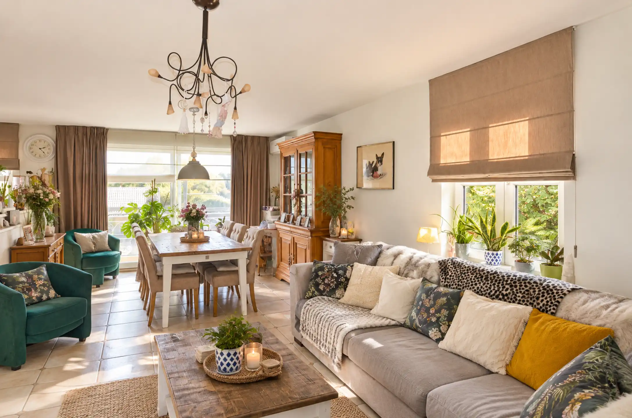 Gezellig tweeslaapkamerappartement met zonnig terras en groen uitzicht foto 5