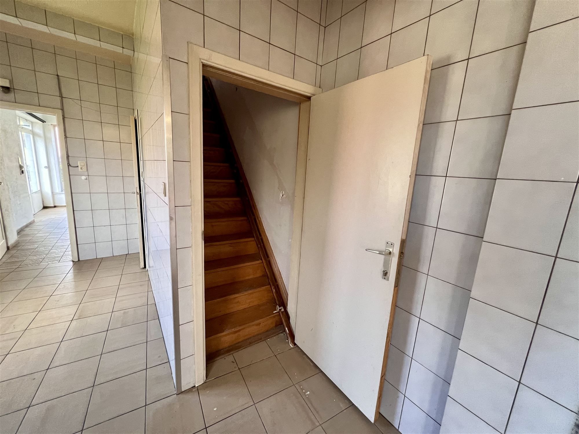 Uniek Pand van 385 m² met Onbeperkte Mogelijkheden foto 9