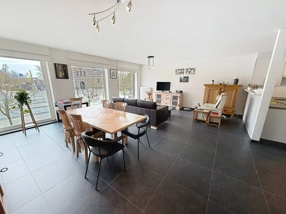 Ruim appartement met garage in het centrum van Passendale foto 3