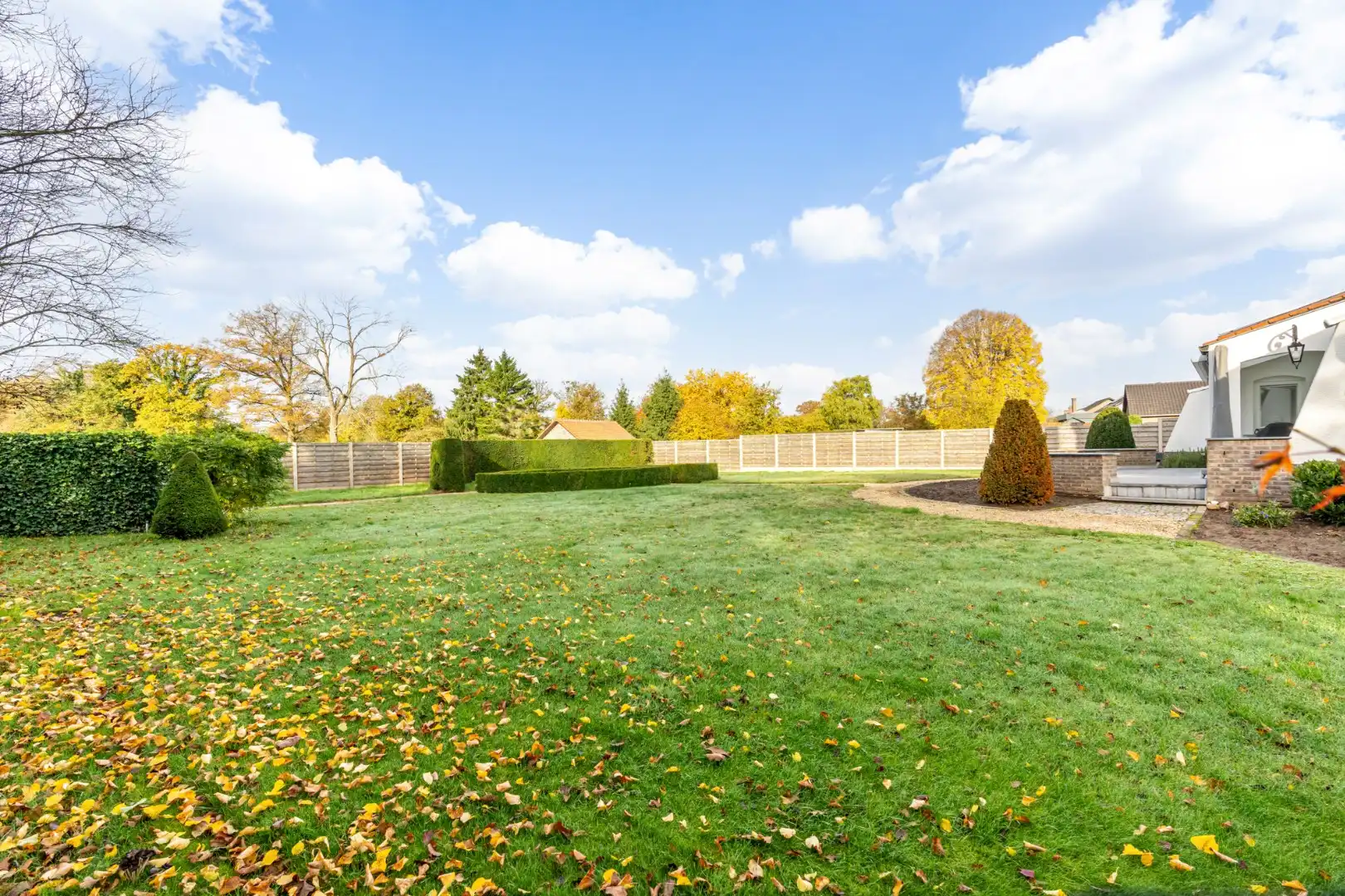 Verrassend luchtige villa  foto 28