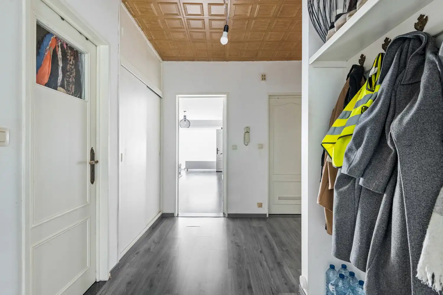 Instapklaar appartement op de 1ste verdieping met 2 slaapkamers en berging te Mortsel! foto 12