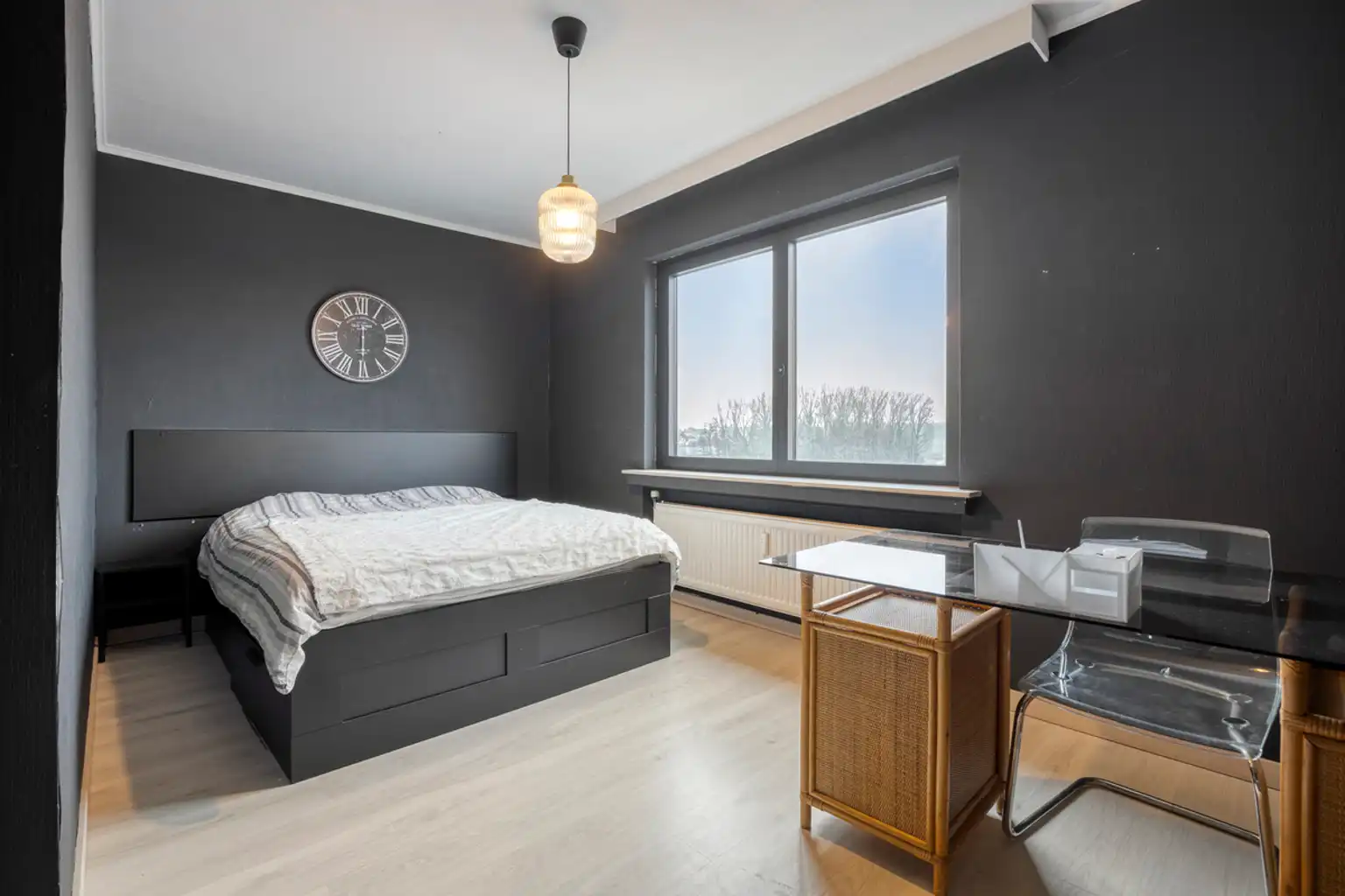 Perfect gerenoveerd instapklaar 3-slaapkamerappartement foto 11