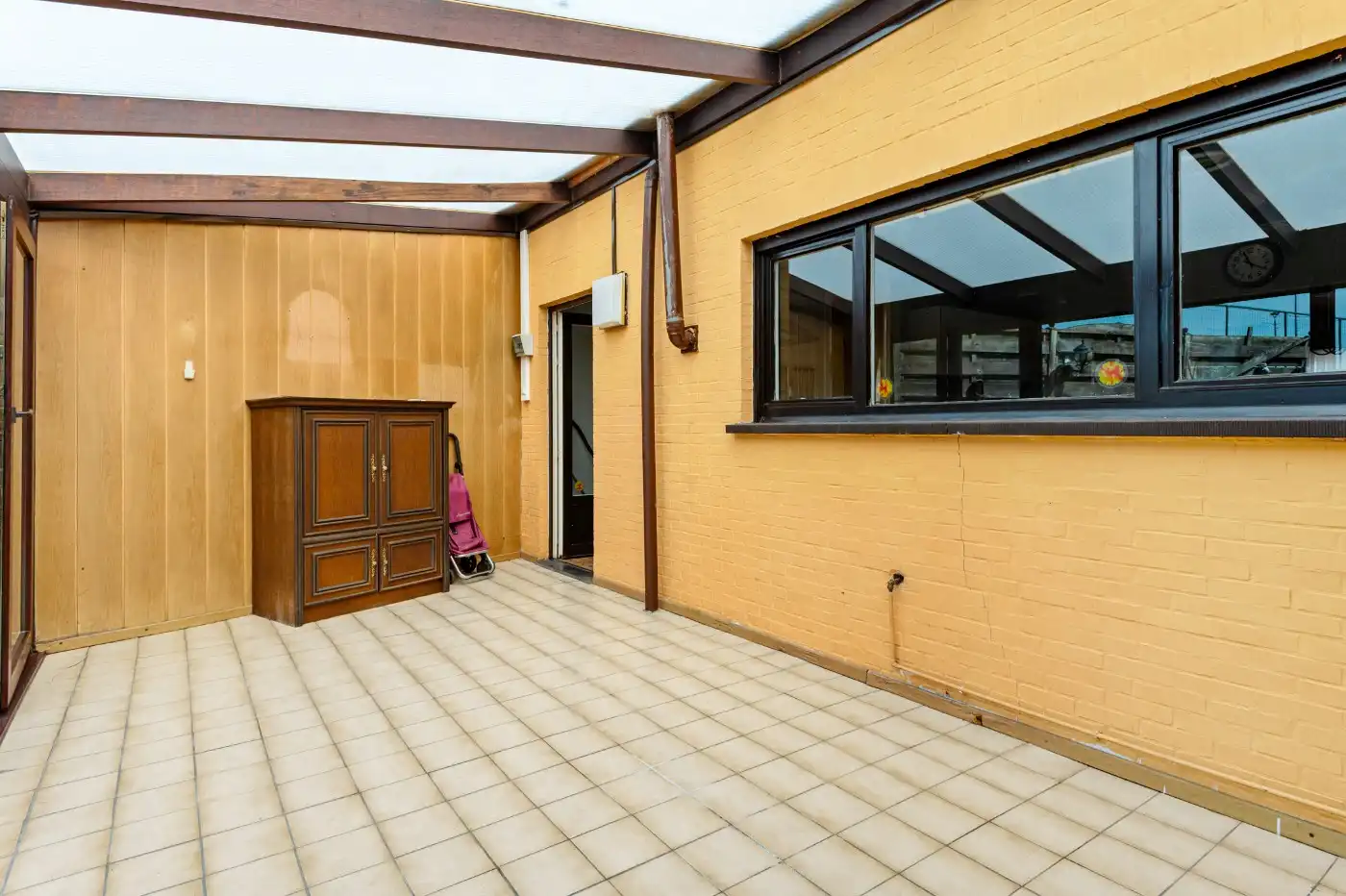 Grote, goed onderhouden, te renoveren woning met 3 slpk., garage en tuin foto 13