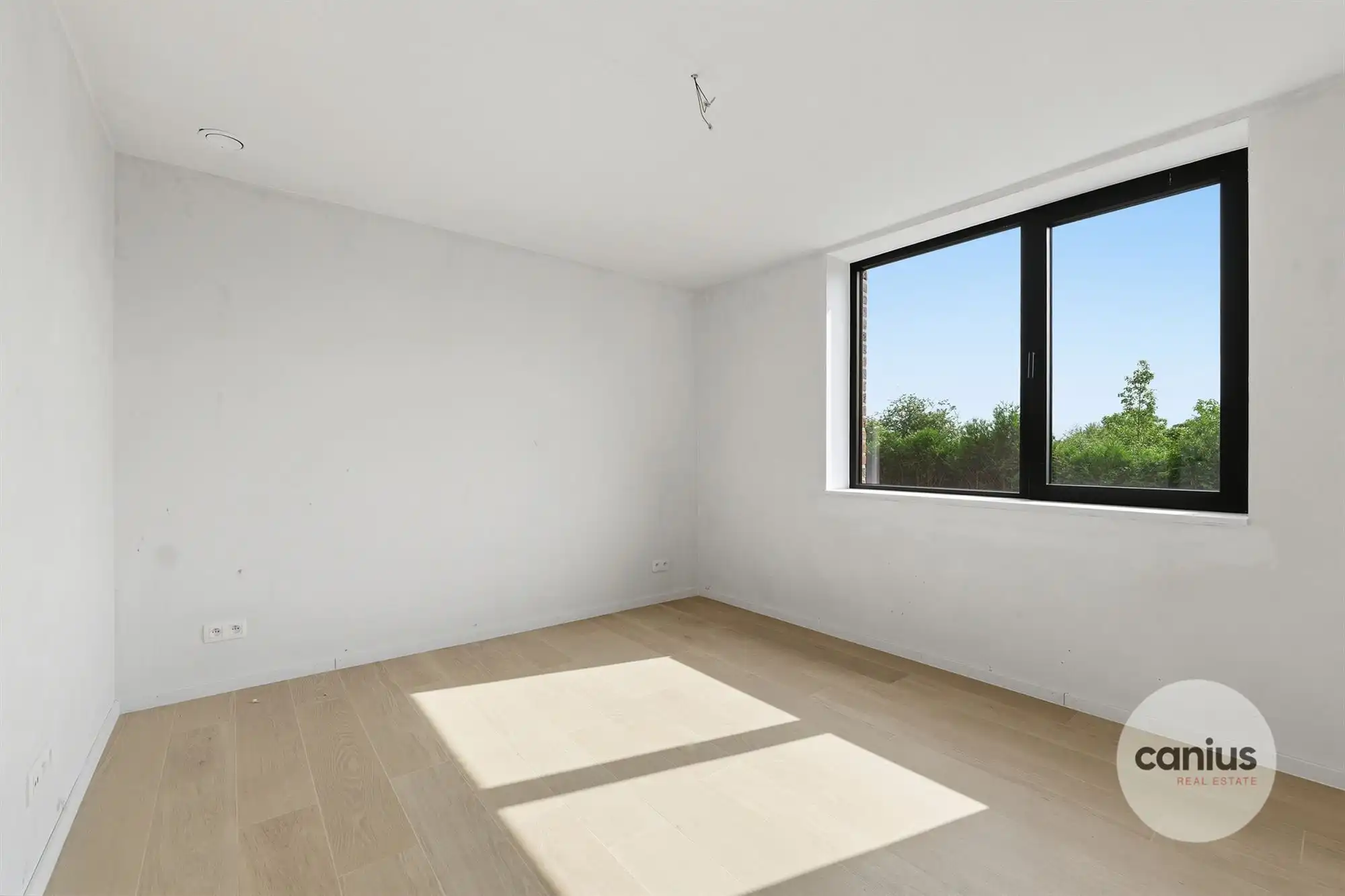 KNAPPE NIEUWBOUWWONING MET 3 SLPKS foto 14