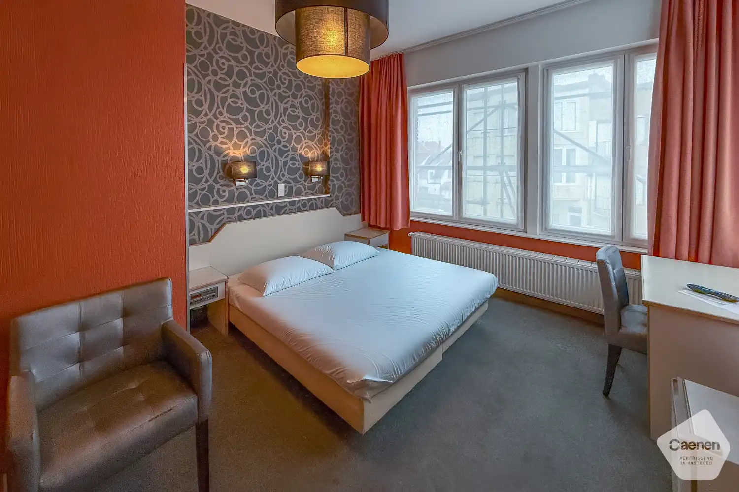 Multifunctionele halfopen woning met uitzonderlijk potentieel op topligging nabij zee en centrum foto 3