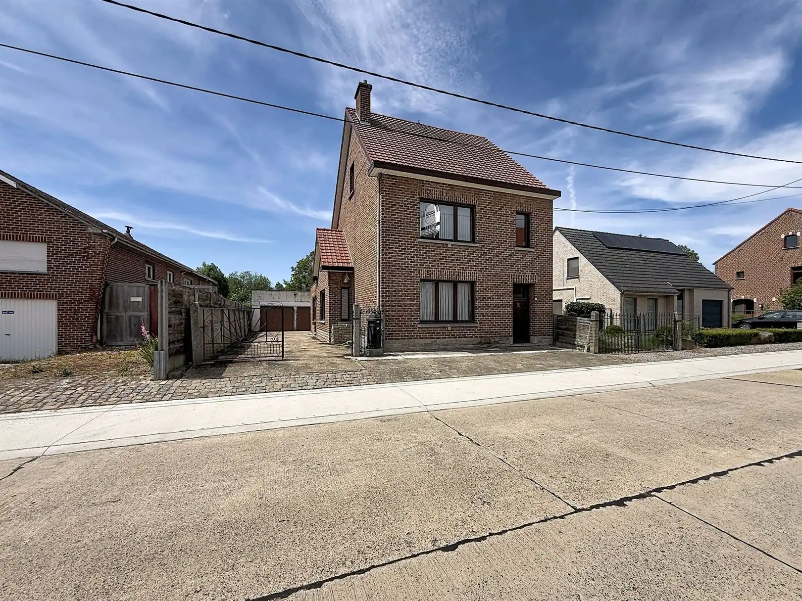 Te renoveren woning met 3 slpks en zolder, tuin, 12a 06ca foto 32