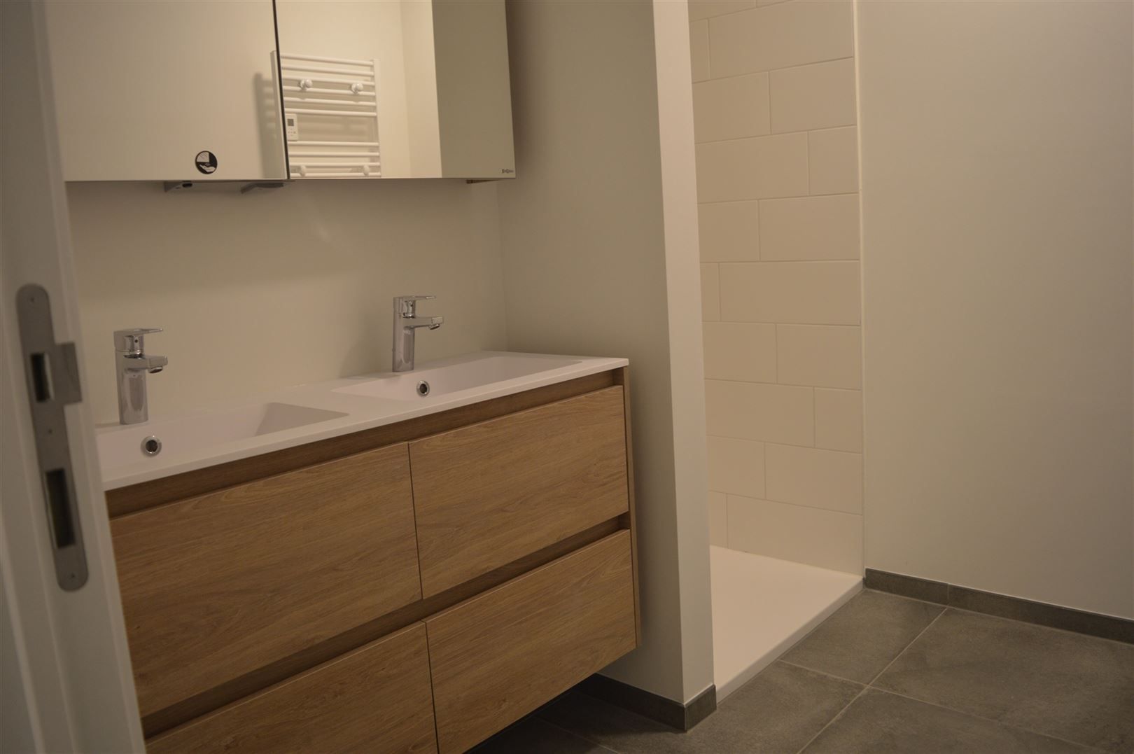 TE HUUR: Modern appartement met 2 slaapkamers te Bolderberg! foto 6