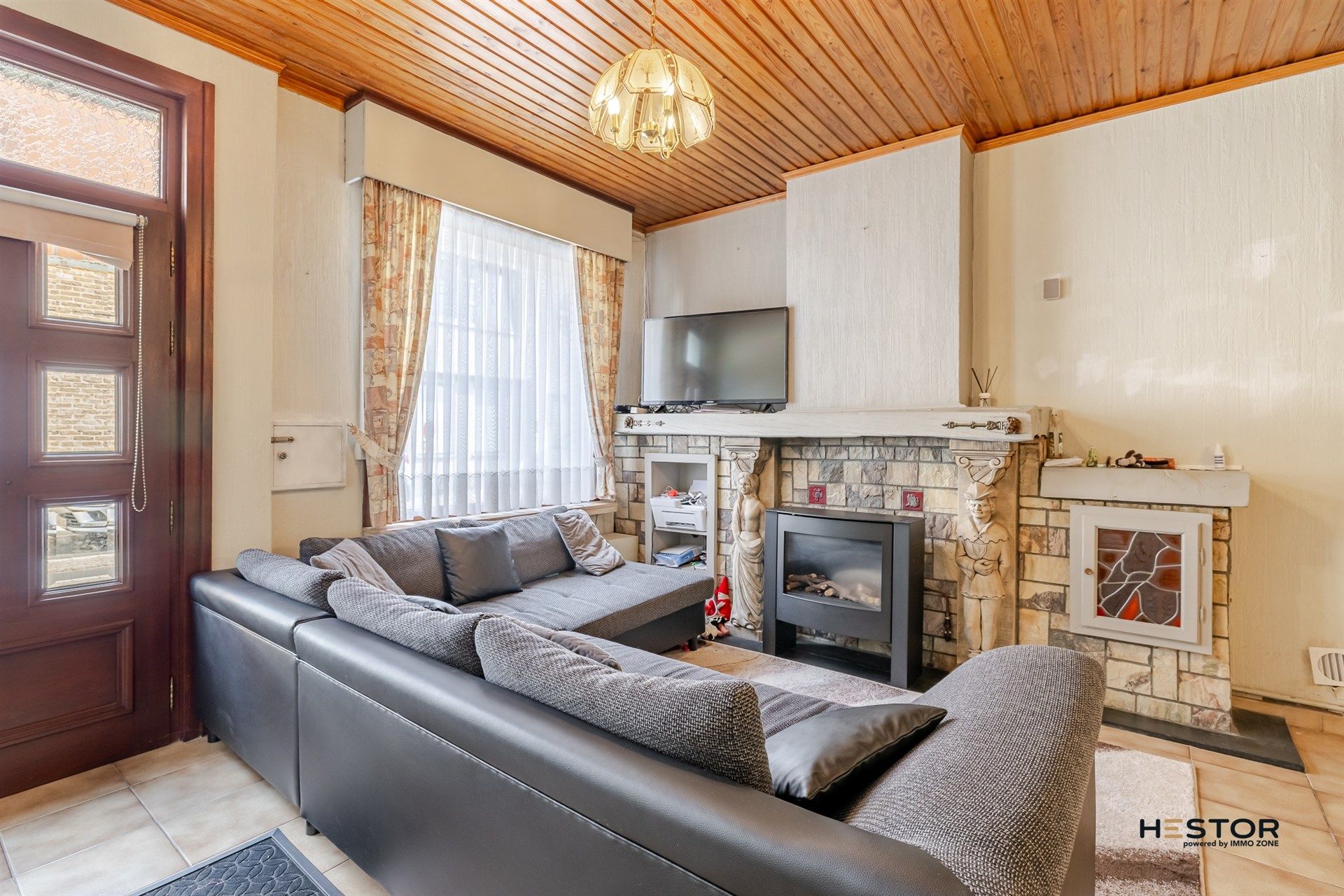 Charmante en gezellige woning in hartje Hamme! foto 3