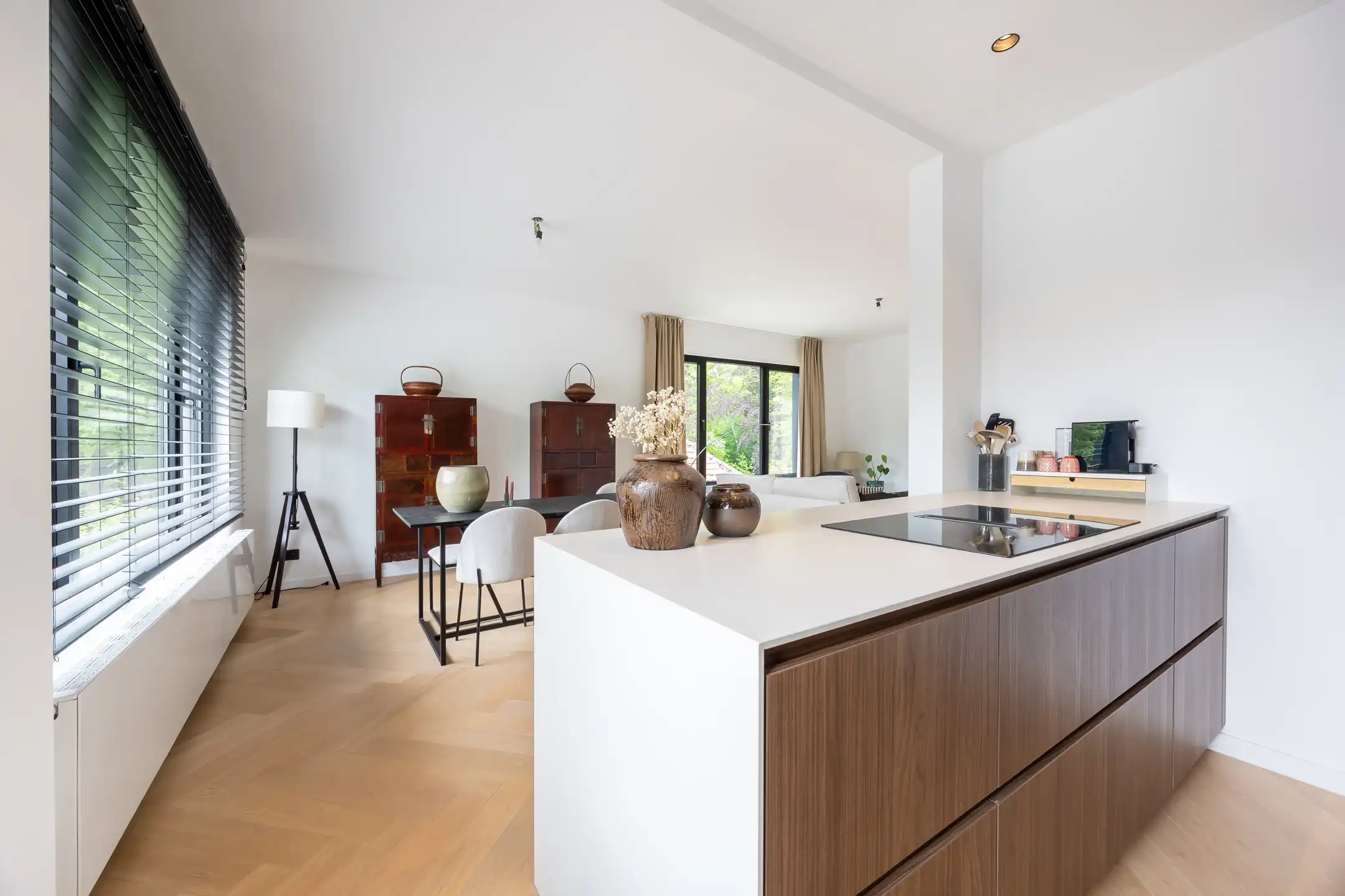 Luxueus gerenoveerd appartement in het gegeerde Brasschaat foto 10
