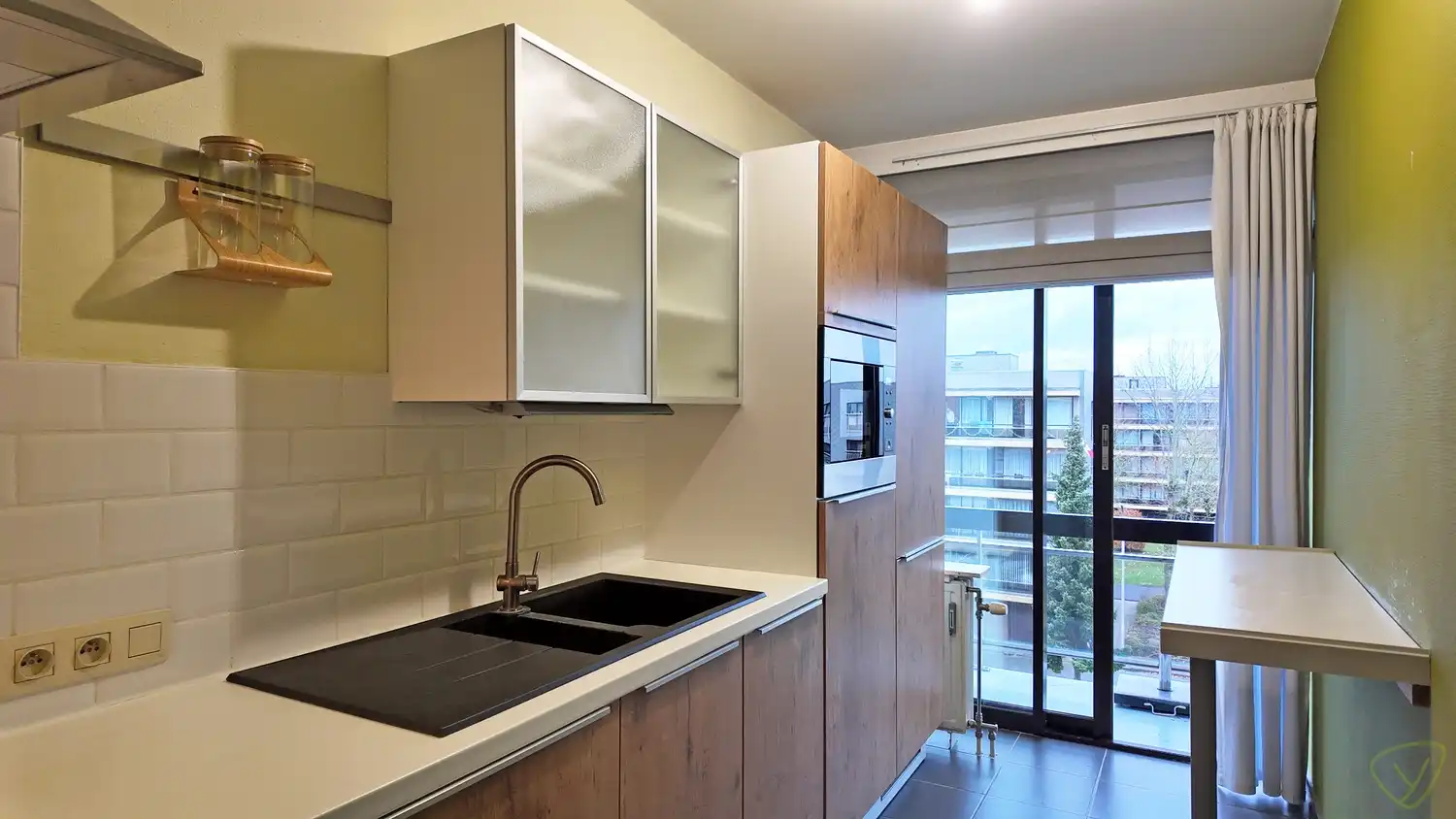 Lichtrijk appartement met twee terrassen en prachtig vergezicht in Eeklo foto 5