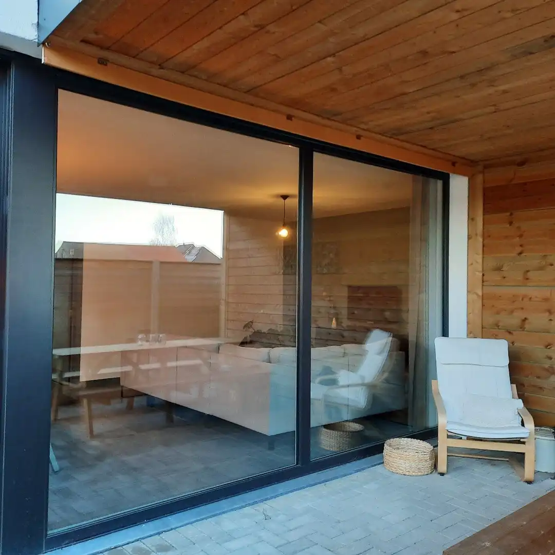 Recent, gelijkvloers appartement afgewerkt met hedendaagse materialen nabij Maaseik! foto 12