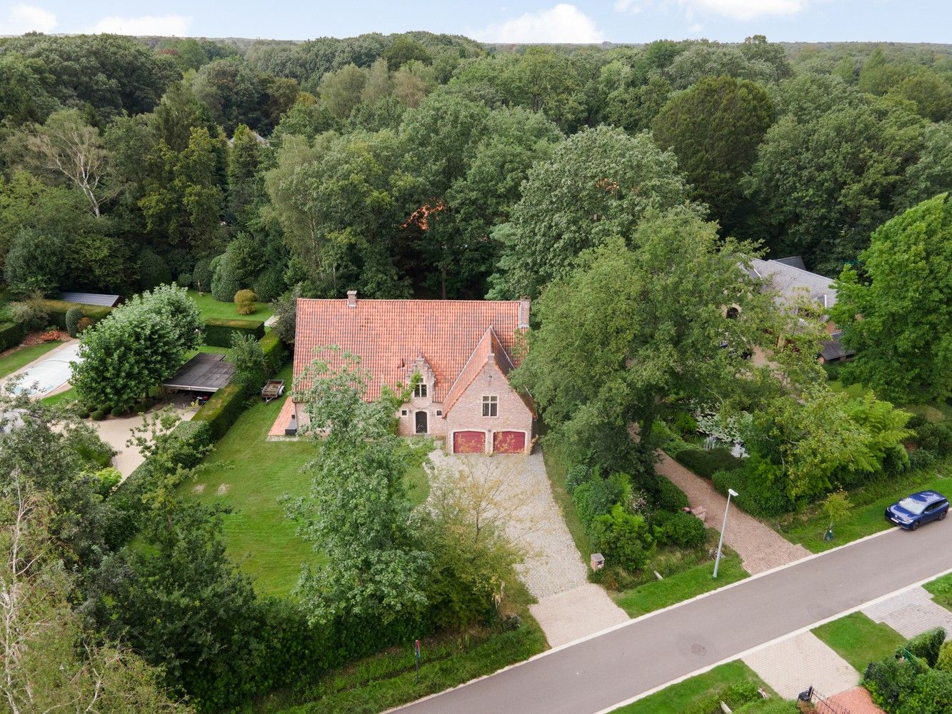 Charmante villa met 5 slaapkamers, 2 badkamers op 2144m² te Schotenhof! foto 32