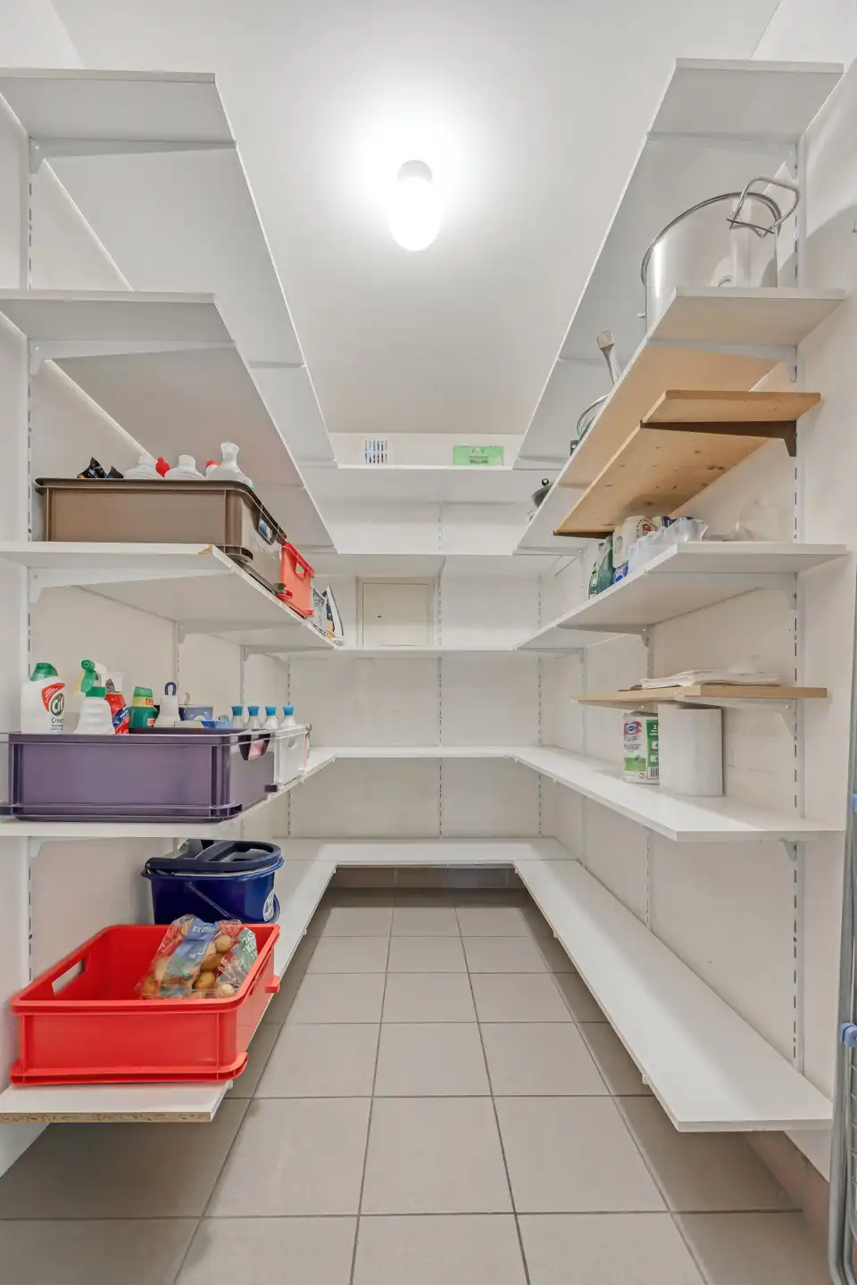 Instapklare gezinswoning met 3 slaapkamers in Emblem foto 18
