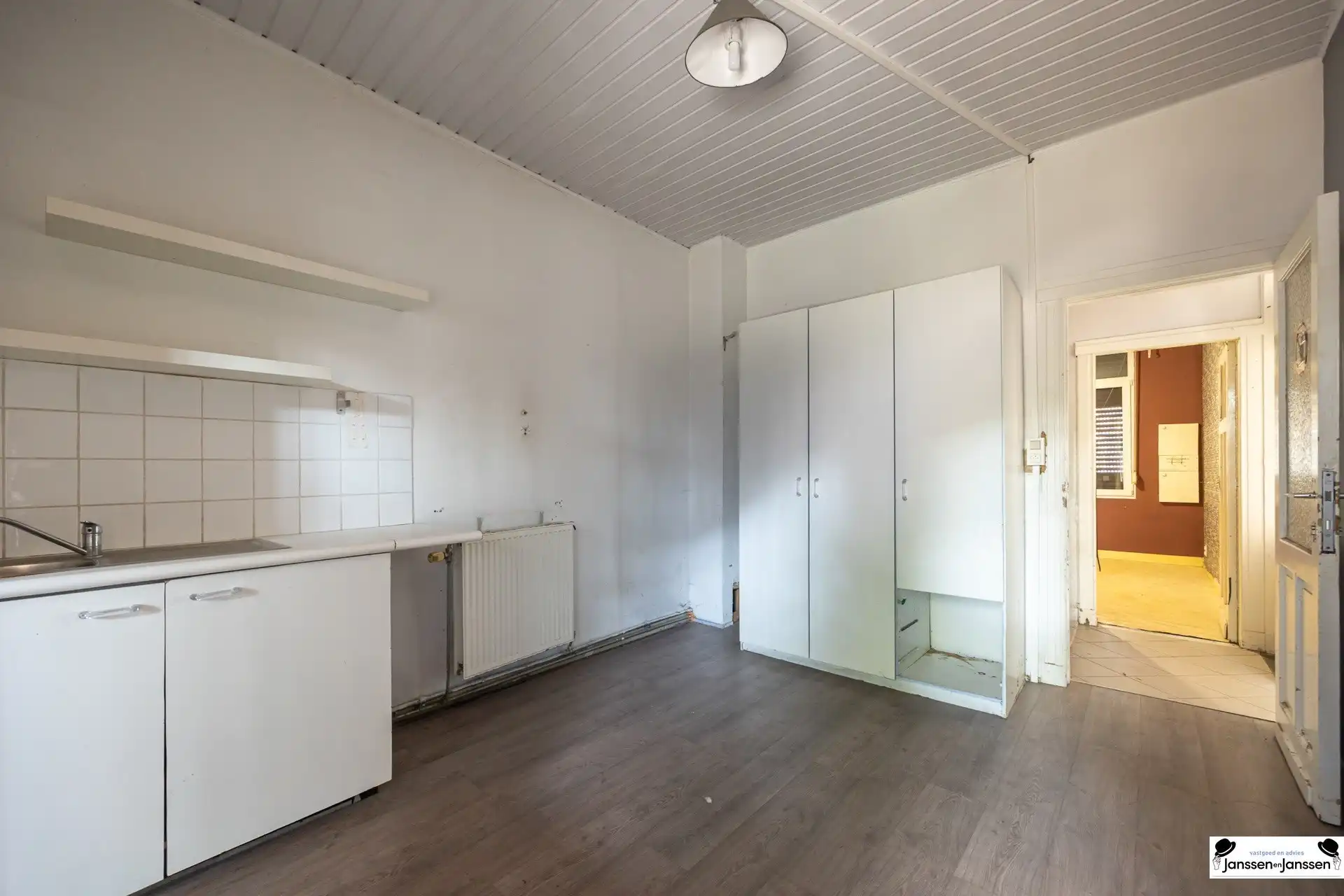 Te koop: Opbrengsteigendom op centrale locatie in Merksem! foto 5